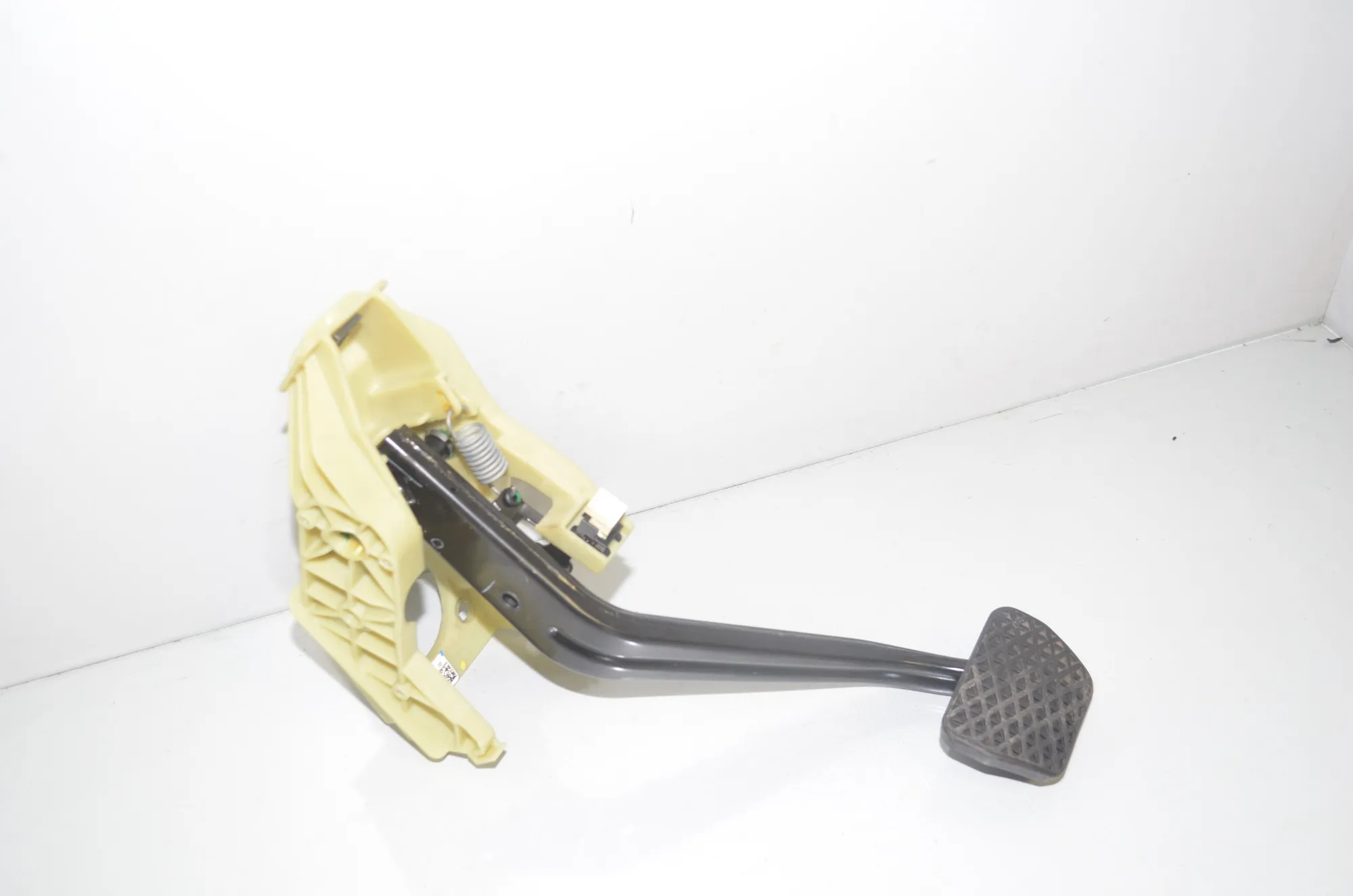 Brake Pedal – OEM 6791900 · BMW X6 (F16, F86) M 50 d 2016