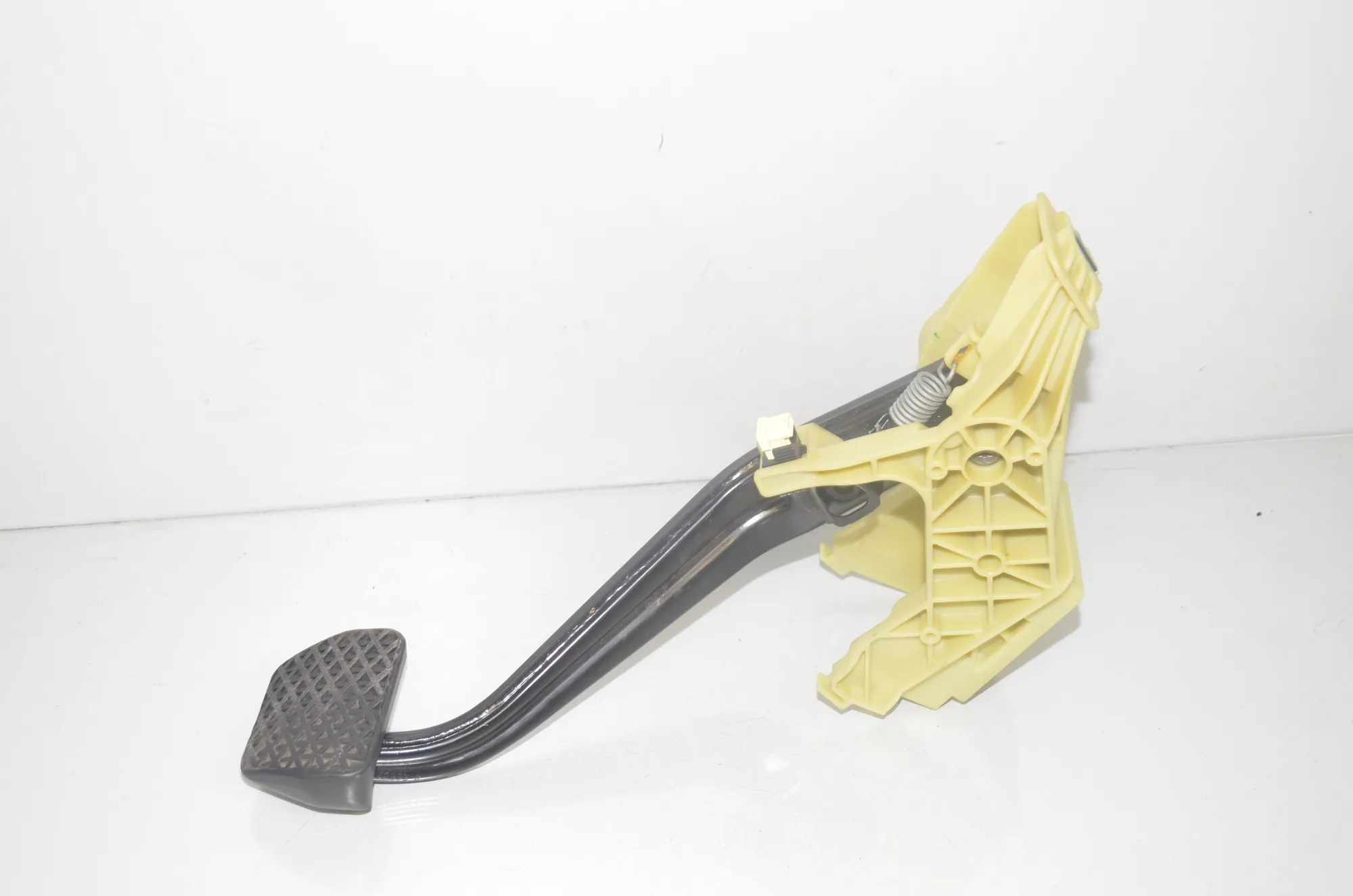 Brake Pedal – OEM 6791900 · BMW X6 (F16, F86) M 50 d 2016 – 2