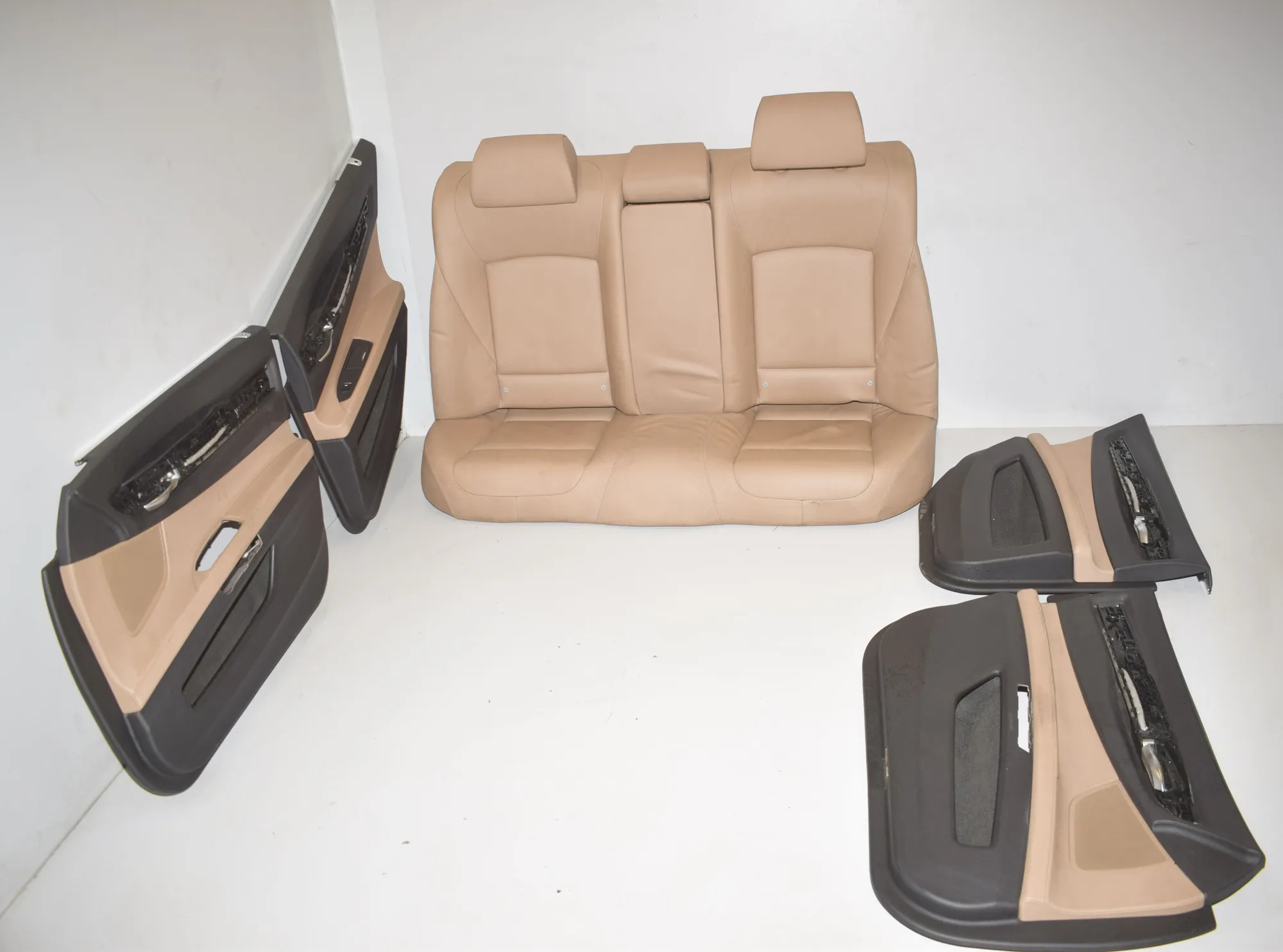 Seat set · BMW 7 (F01, F02) 740 d xDrive 2011 – 12