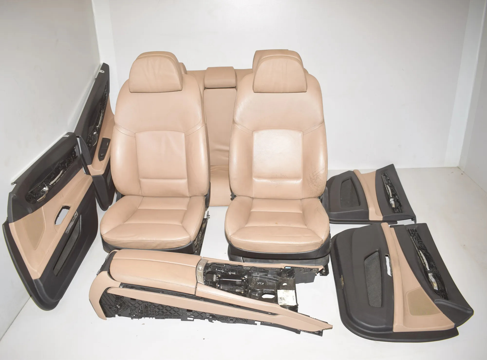 Seat set · BMW 7 (F01, F02) 740 d xDrive 2011 – 2