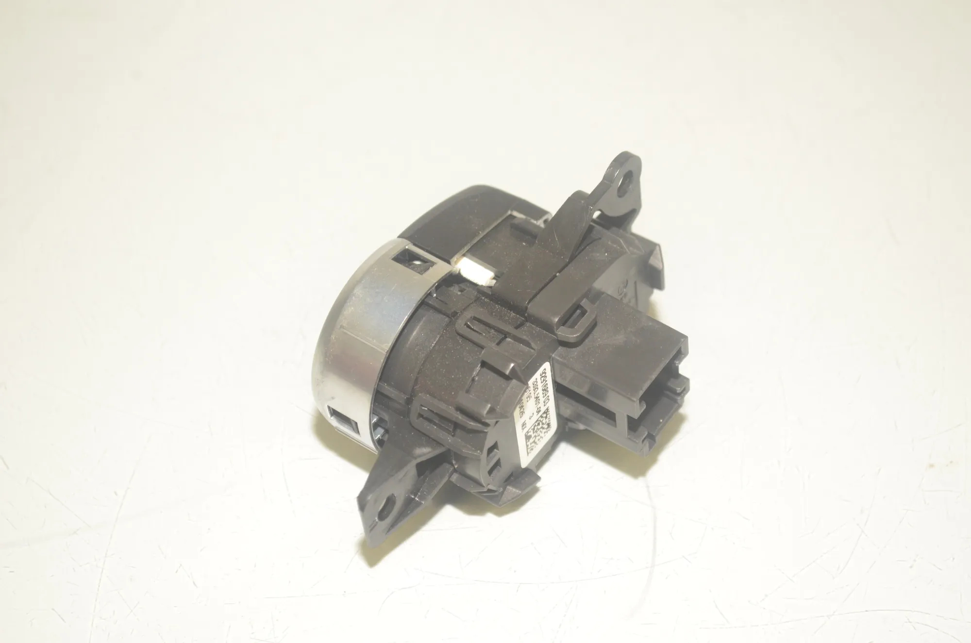Ignition Start Button – OEM 9291689 · BMW X6 (F16, F86) M 50 d 2016 – 2