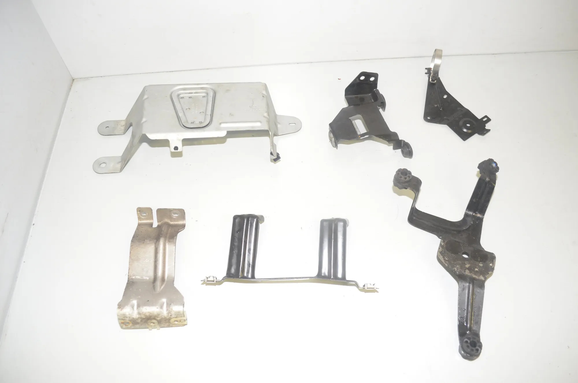 Bracket – OEM 7158402 · BMW X6 (F16, F86) M 50 d 2016 – 3