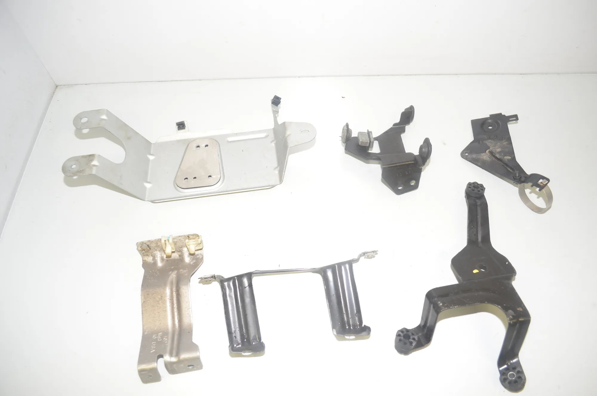 Bracket – OEM 7158402 · BMW X6 (F16, F86) M 50 d 2016