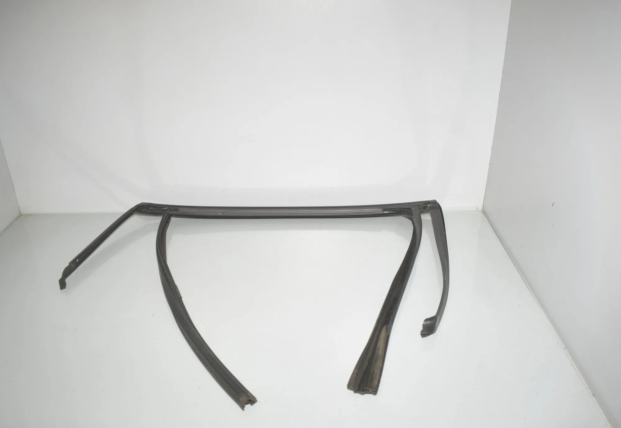 Rear Left Door Panel Trim – OEM 7317813 · BMW X6 (F16, F86) M 50 d 2016