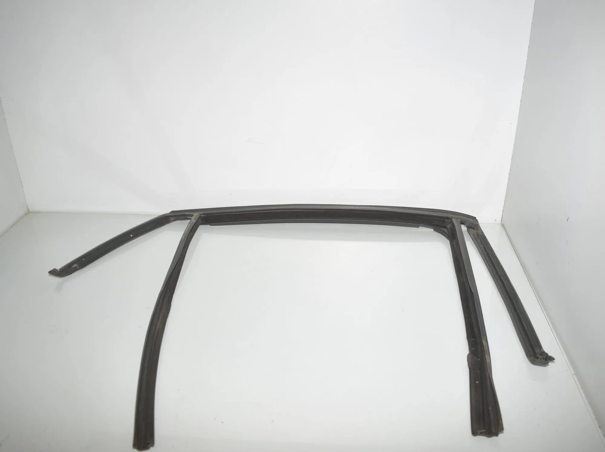 Rear Right Door Panel Trim – OEM 7317814 · BMW X6 (F16, F86) M 50 d 2016