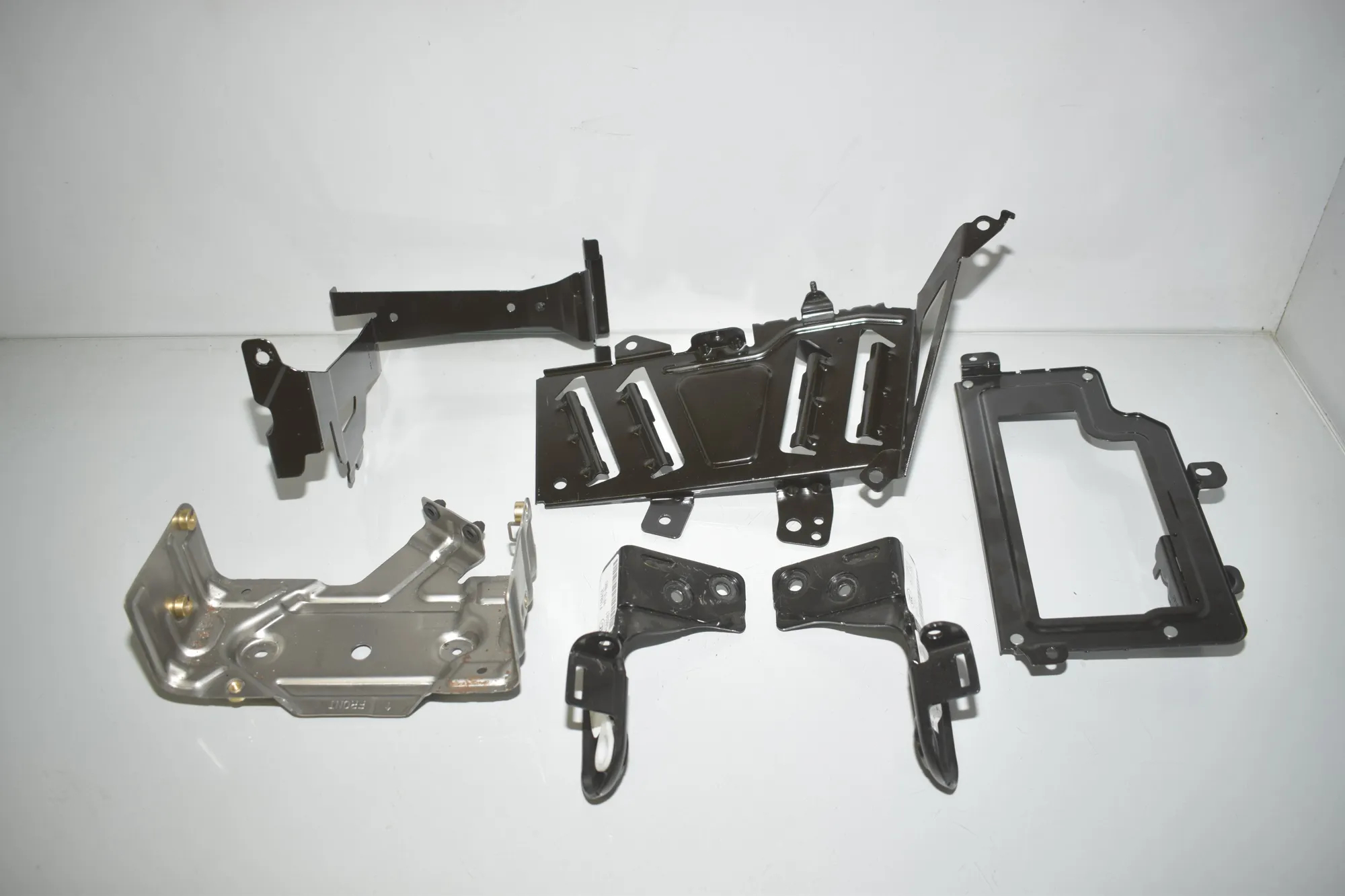 Bracket – OEM 10506L123 · BMW X6 (F16, F86) M 50 d 2016