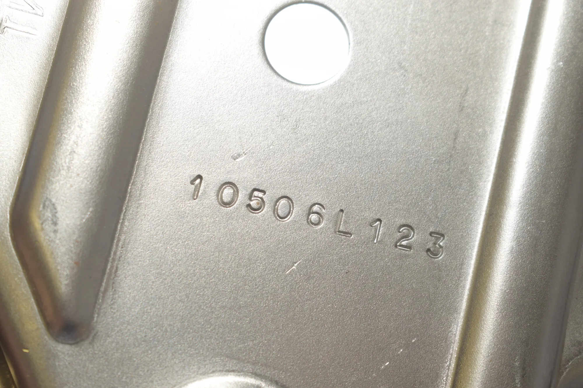 Bracket – OEM 10506L123 · BMW X6 (F16, F86) M 50 d 2016 – 8