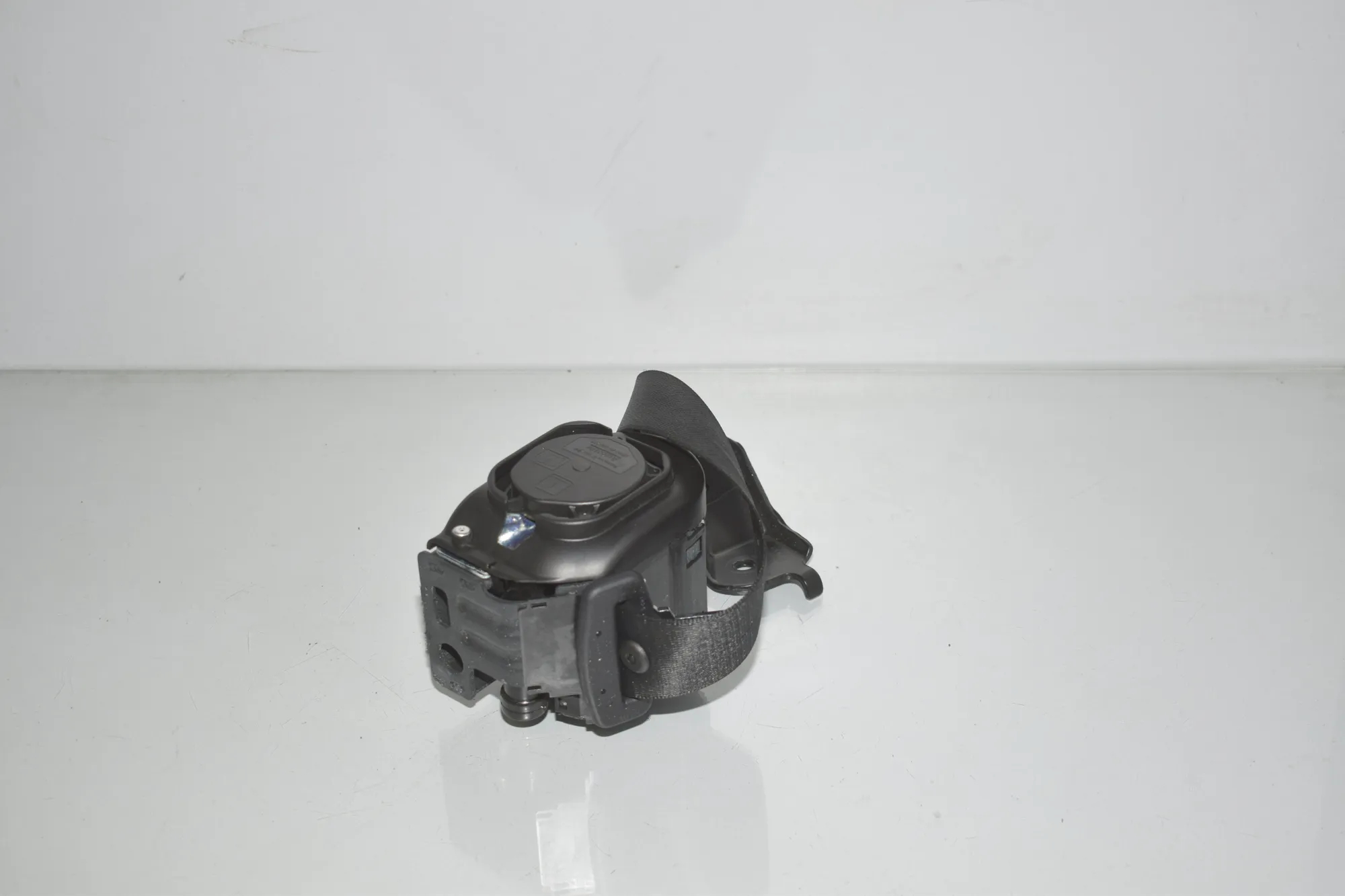 Rear Left Seatbelt – OEM 7376129 · BMW X6 (F16, F86) M 50 d 2016 – 5
