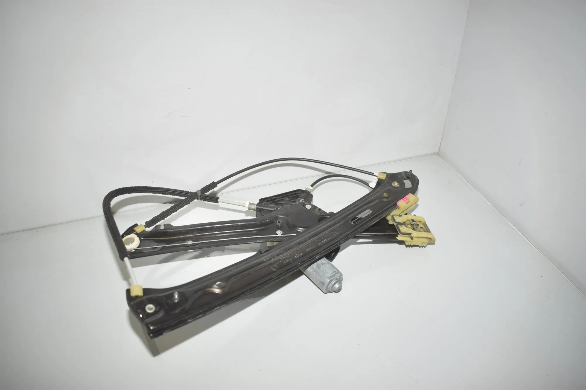 Front Left Door Window Regulator – OEM 7292901 · BMW X6 (F16, F86) M 50 d 2016 – 5