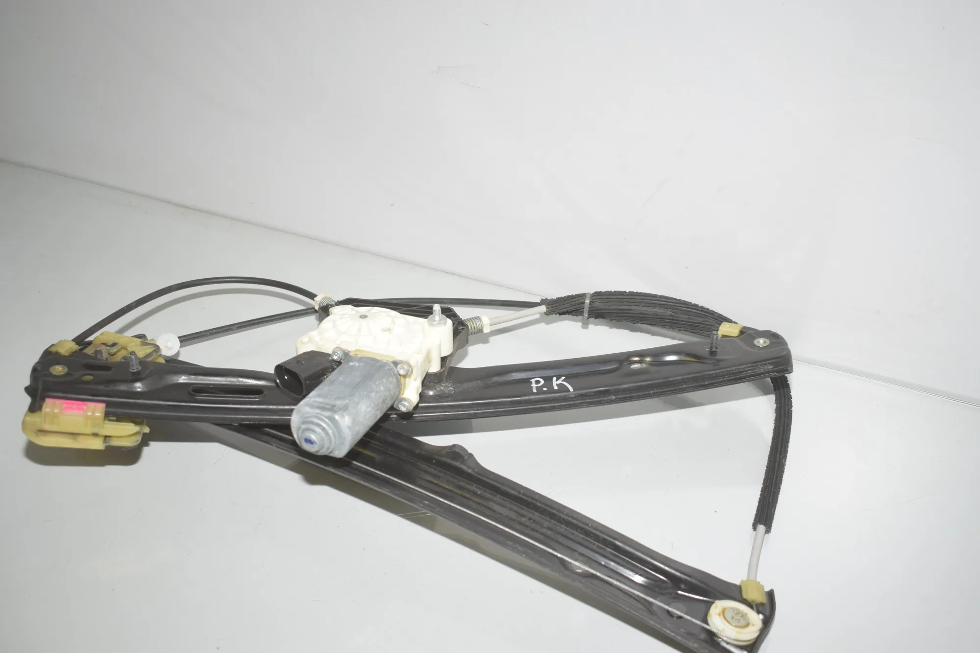 Front Left Door Window Regulator – OEM 7292901 · BMW X6 (F16, F86) M 50 d 2016 – 3