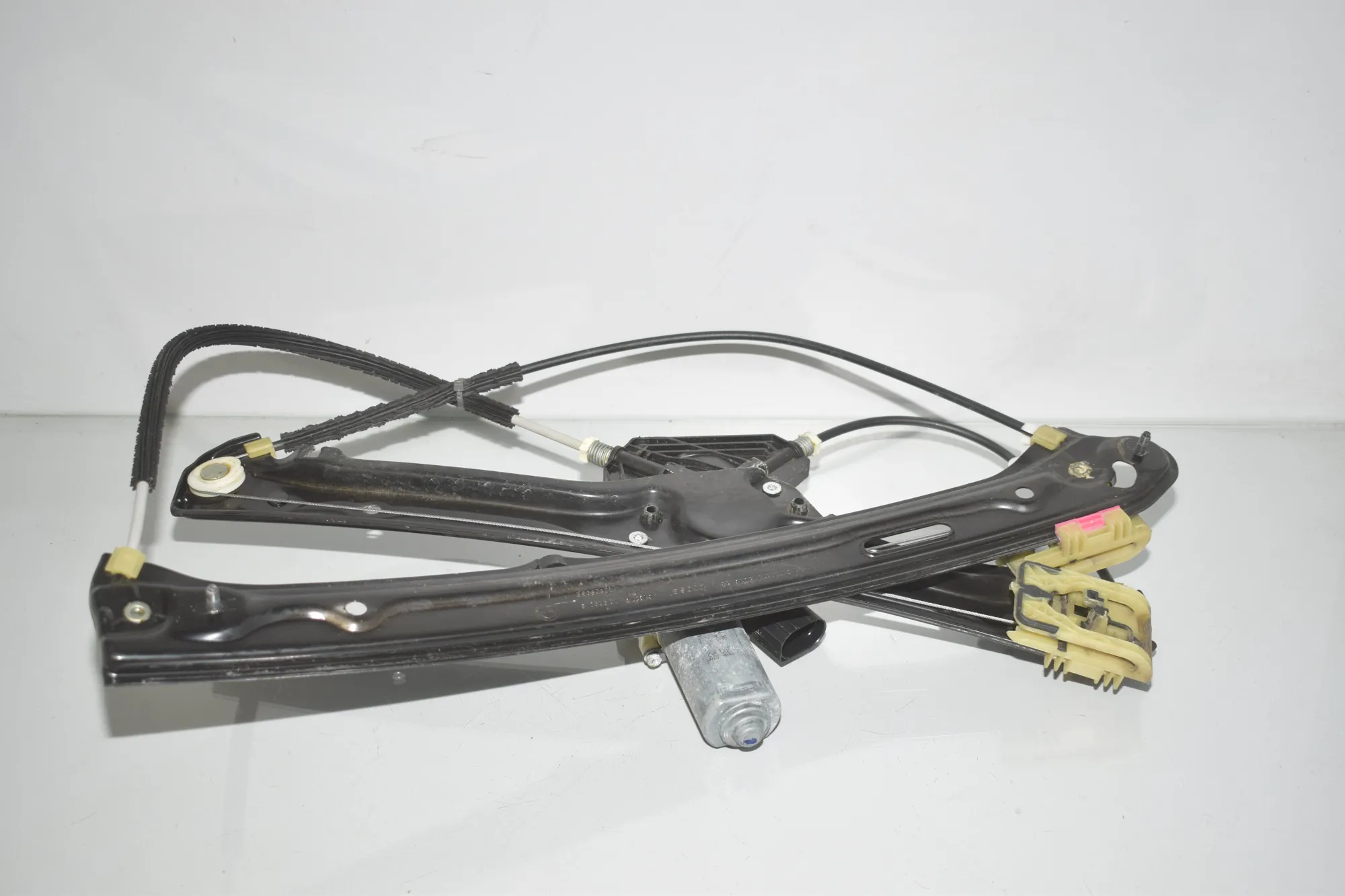 Front Left Door Window Regulator – OEM 7292901 · BMW X6 (F16, F86) M 50 d 2016 – 4