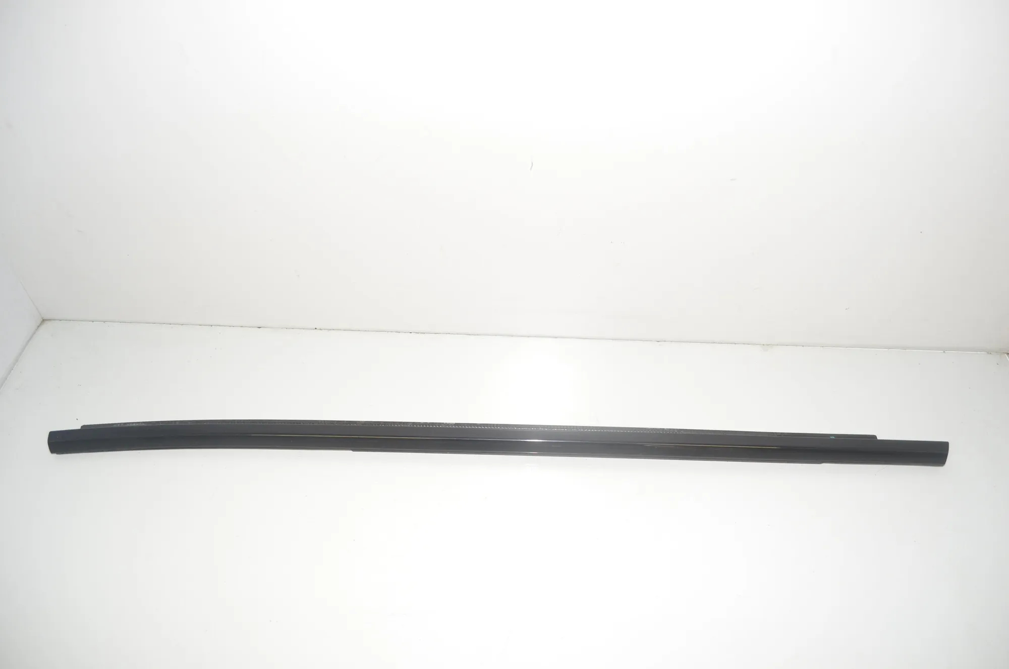 Rear Left Door Vertical Trim – OEM 7410039 · BMW X3 (G01, F97) BMW X3 (G01, F97) xDrive 30d 2019 – 2