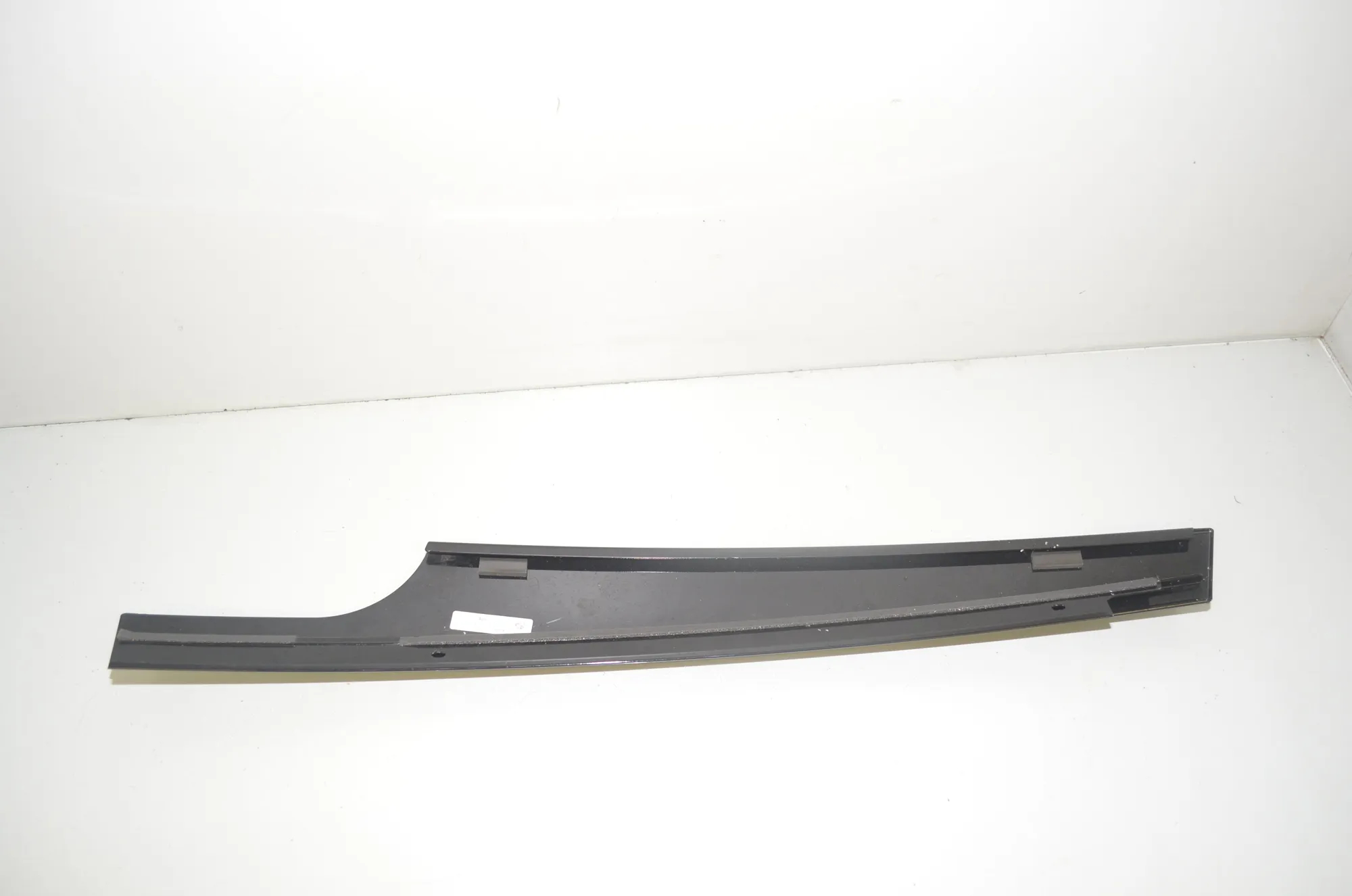 Front Left Door Vertical Trim – OEM 7410021 · BMW X3 (G01, F97) BMW X3 (G01, F97) xDrive 20 i 2019 – 3