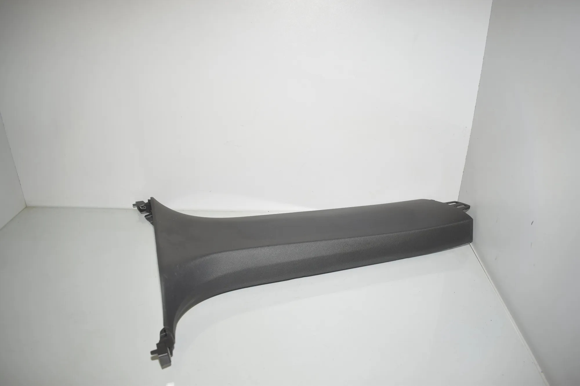 Right Side B Pillar Trim – OEM 7324914 · BMW X6 (F16, F86) M 50 d 2016 – 2