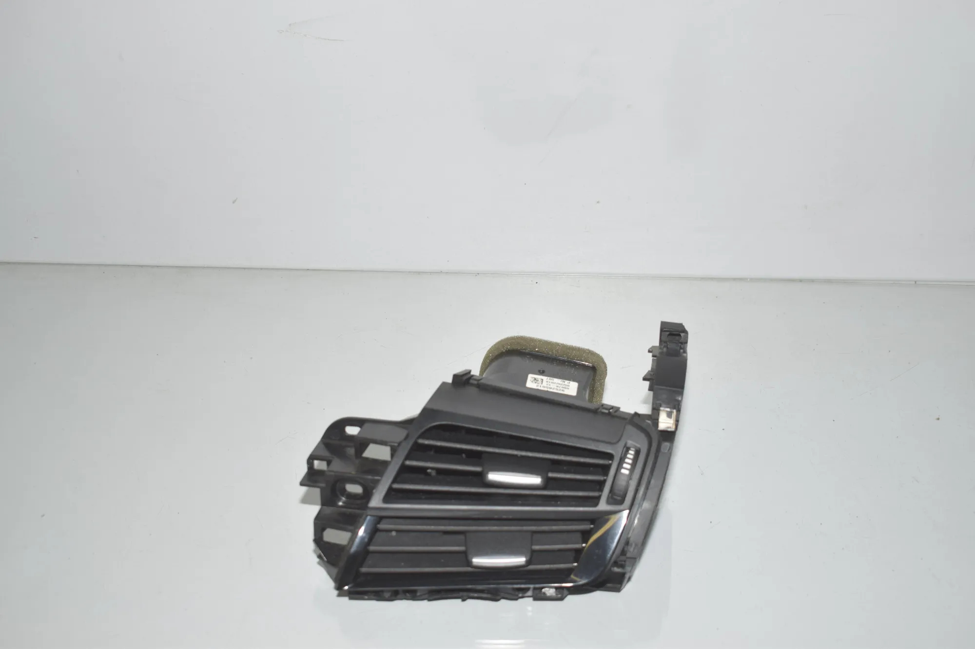 Dashboard Air Vents – OEM 9252650 · BMW X6 (F16, F86) M 50 d 2016
