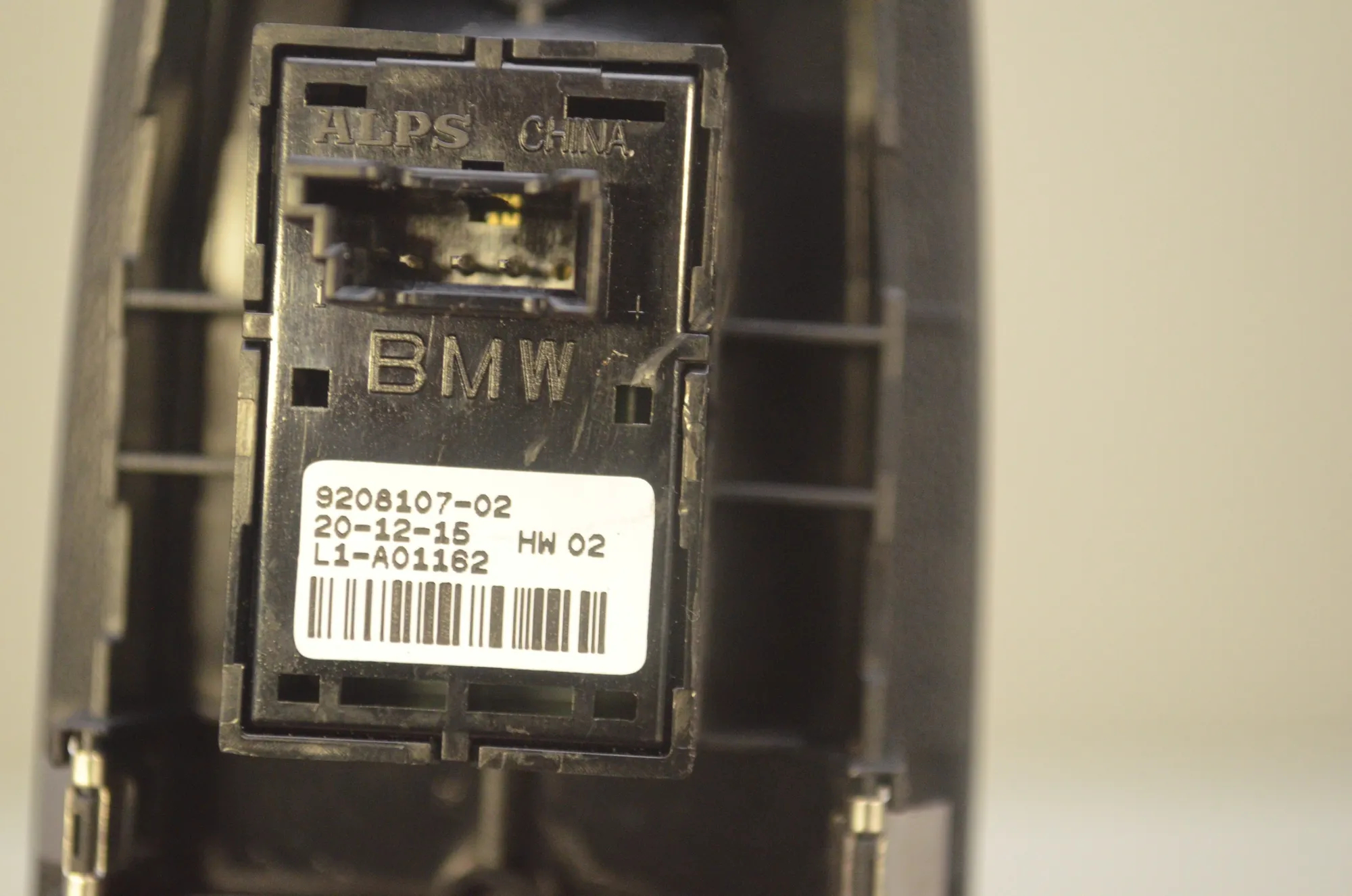 Front Right Door Window Switch – OEM 9208107 · BMW 4 Coupe (F32, F82) 428 i xDrive 2016 – 5