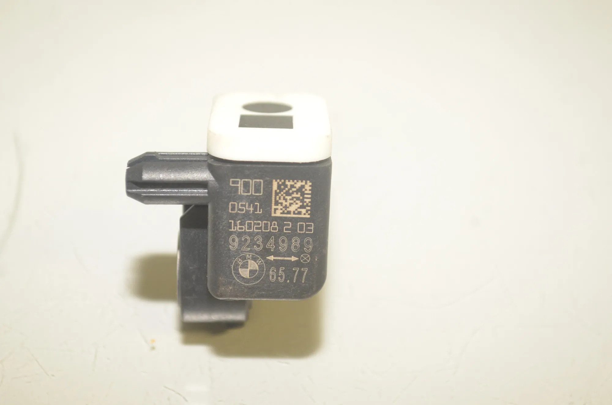 Front Left Impact Sensor – OEM 9234989 · BMW 4 Coupe (F32, F82) 428 i xDrive 2016 – 5