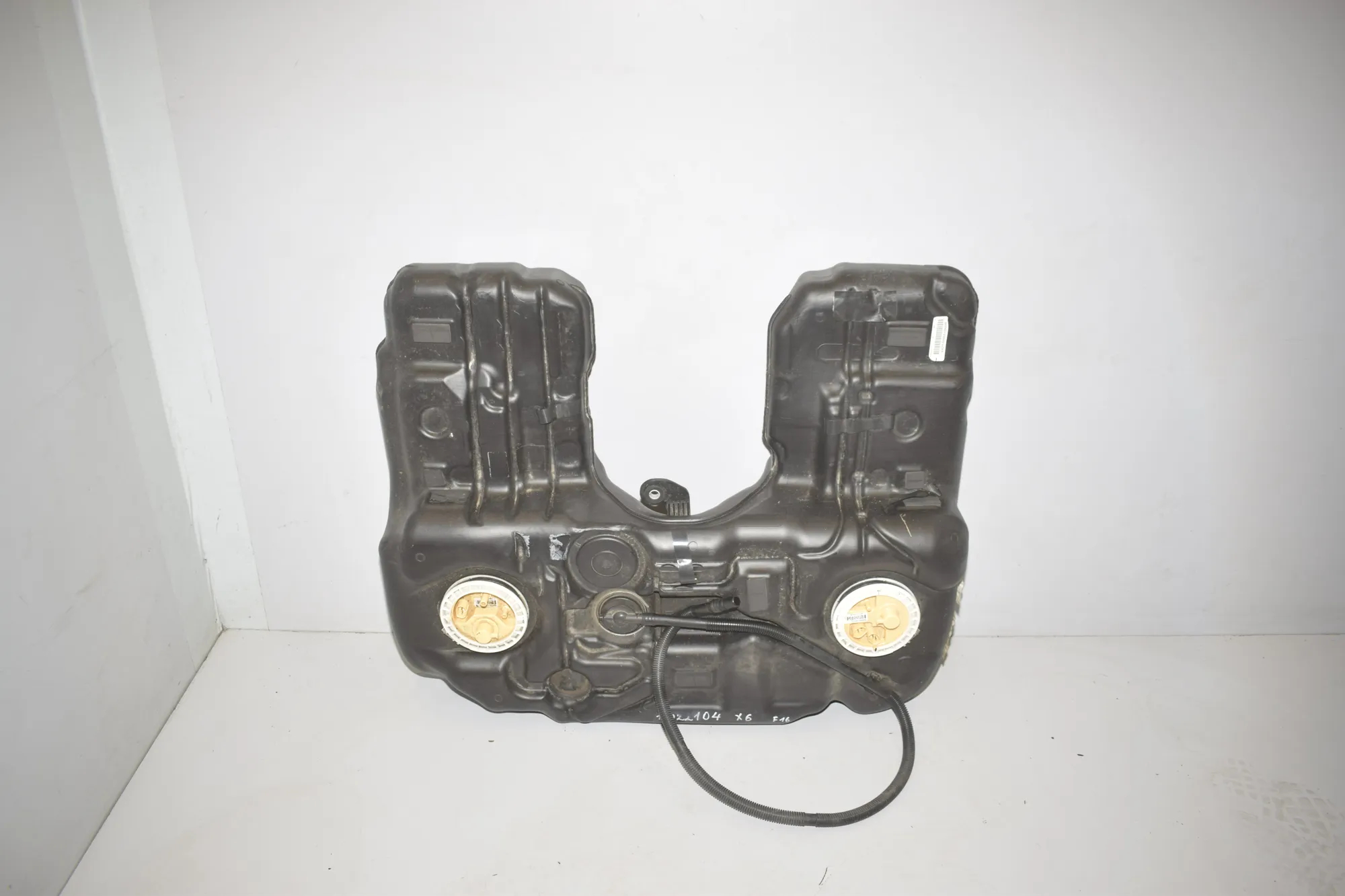 Fuel Tank – OEM 7380137 · BMW X6 (F16, F86) M 50 d 2016 – 3