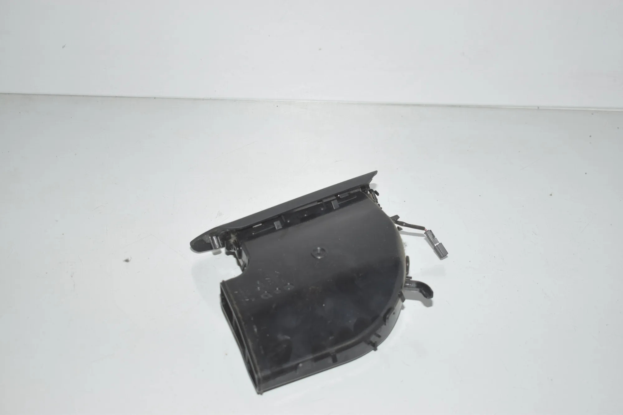 Other Interior Parts – OEM 9113793 · BMW 7 (F01, F02) 740 d xDrive 2011 – 3