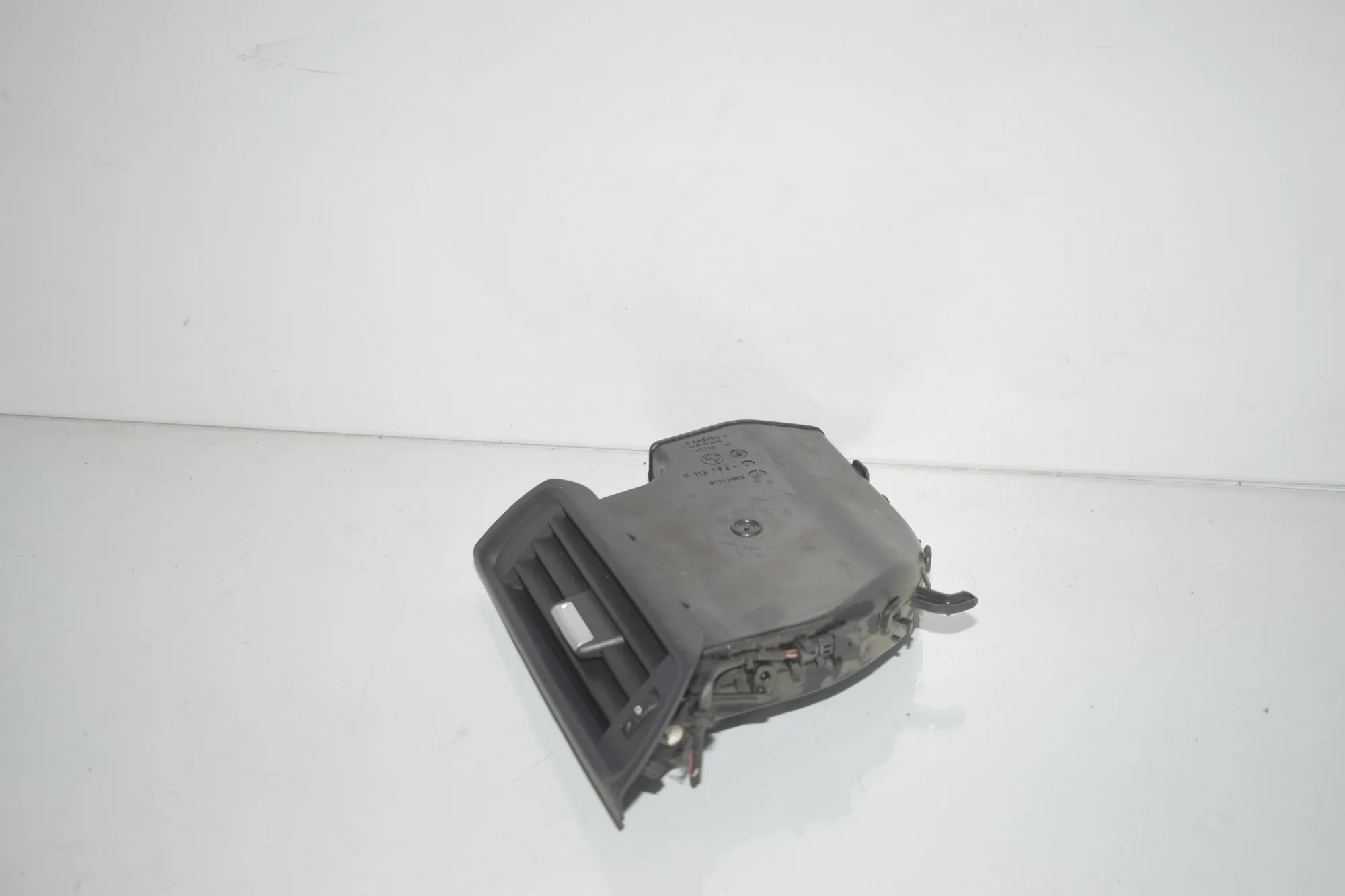 Other Interior Parts – OEM 9153742 · BMW 7 (F01, F02) 740 d xDrive 2011 – 3