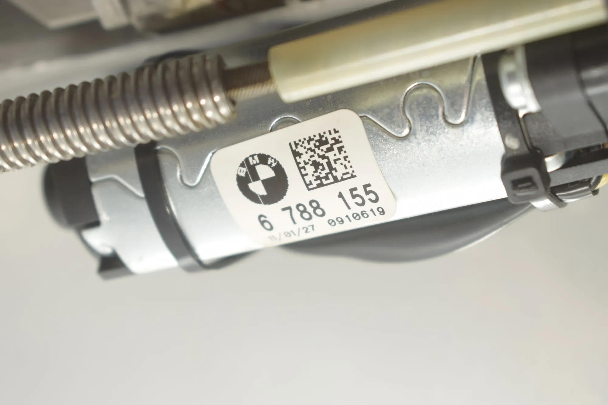 Steering Wheel Adjustment Mechanism – OEM 6788155 · BMW 7 (F01, F02) 740 d xDrive 2011 – 5