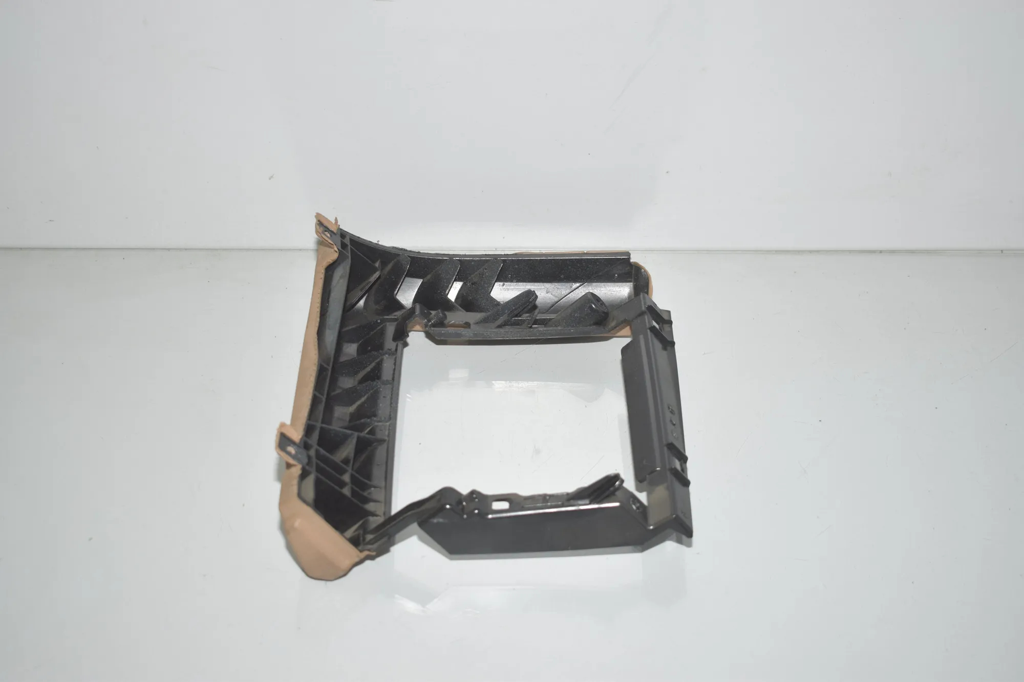 Other Interior Parts – OEM 9170384 · BMW 7 (F01, F02) 740 d xDrive 2011 – 4
