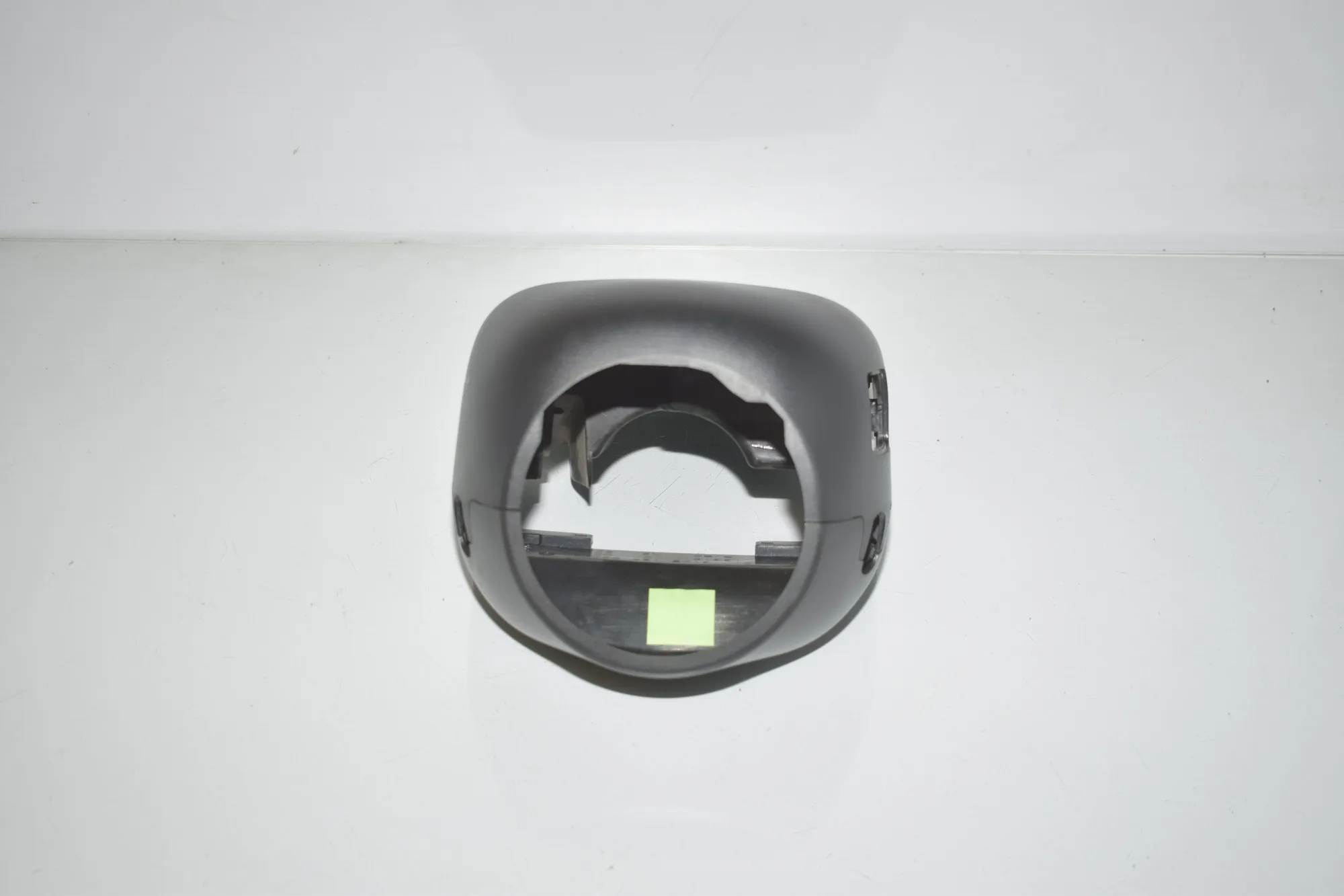 Steering Mechanism Trim – OEM 9220824 · BMW 7 (F01, F02) 740 d xDrive 2011