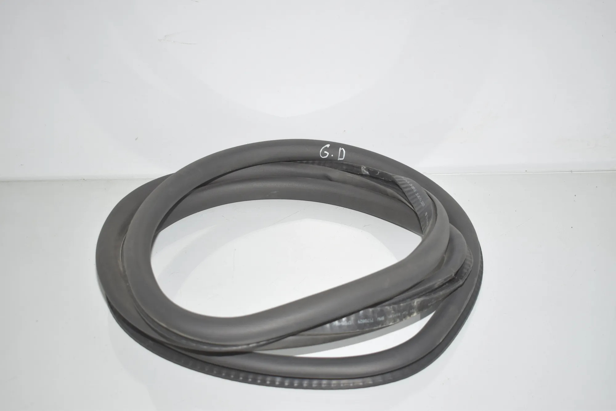 Rear Right Door Seal Rubber – OEM 7178029 · BMW 7 (F01, F02) 740 d xDrive 2011