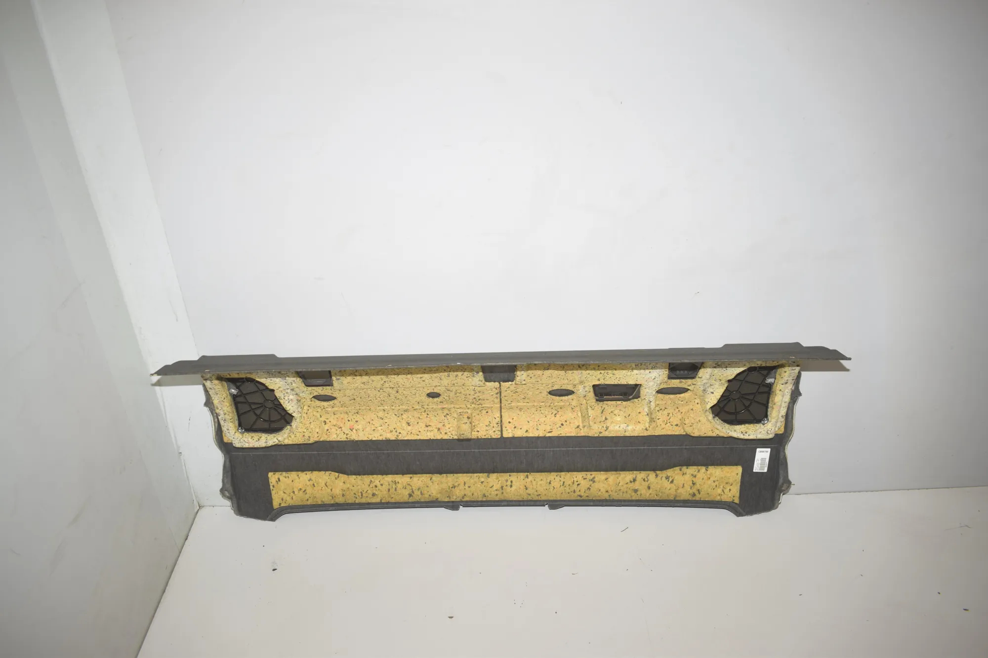 Rear Parcel Shelf – OEM 9150072 · BMW 7 (F01, F02) 740 d xDrive 2011 – 3