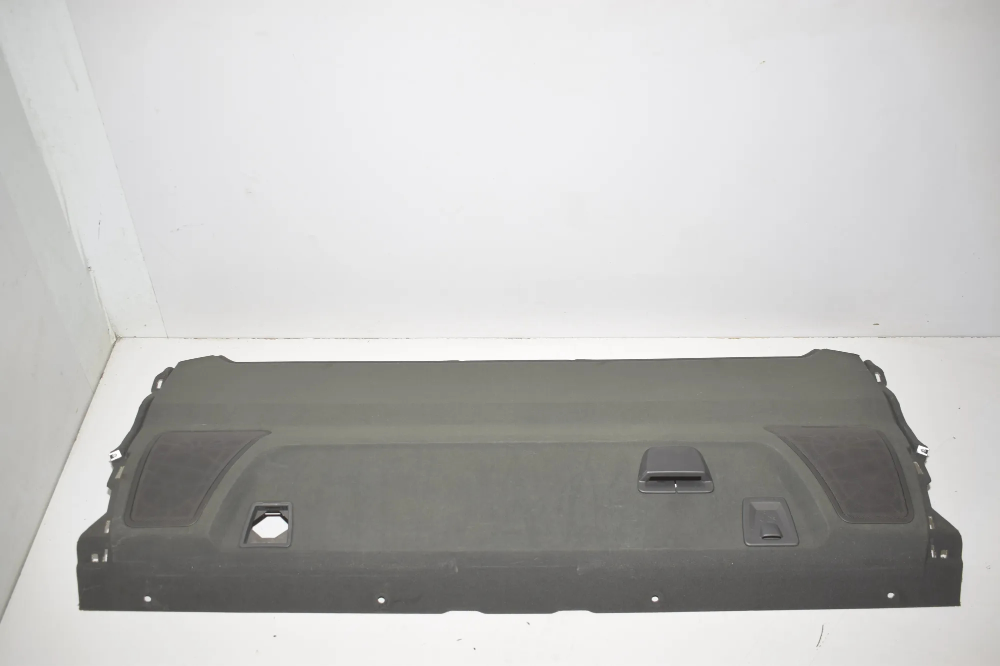 Rear Parcel Shelf – OEM 9150072 · BMW 7 (F01, F02) 740 d xDrive 2011 – 2