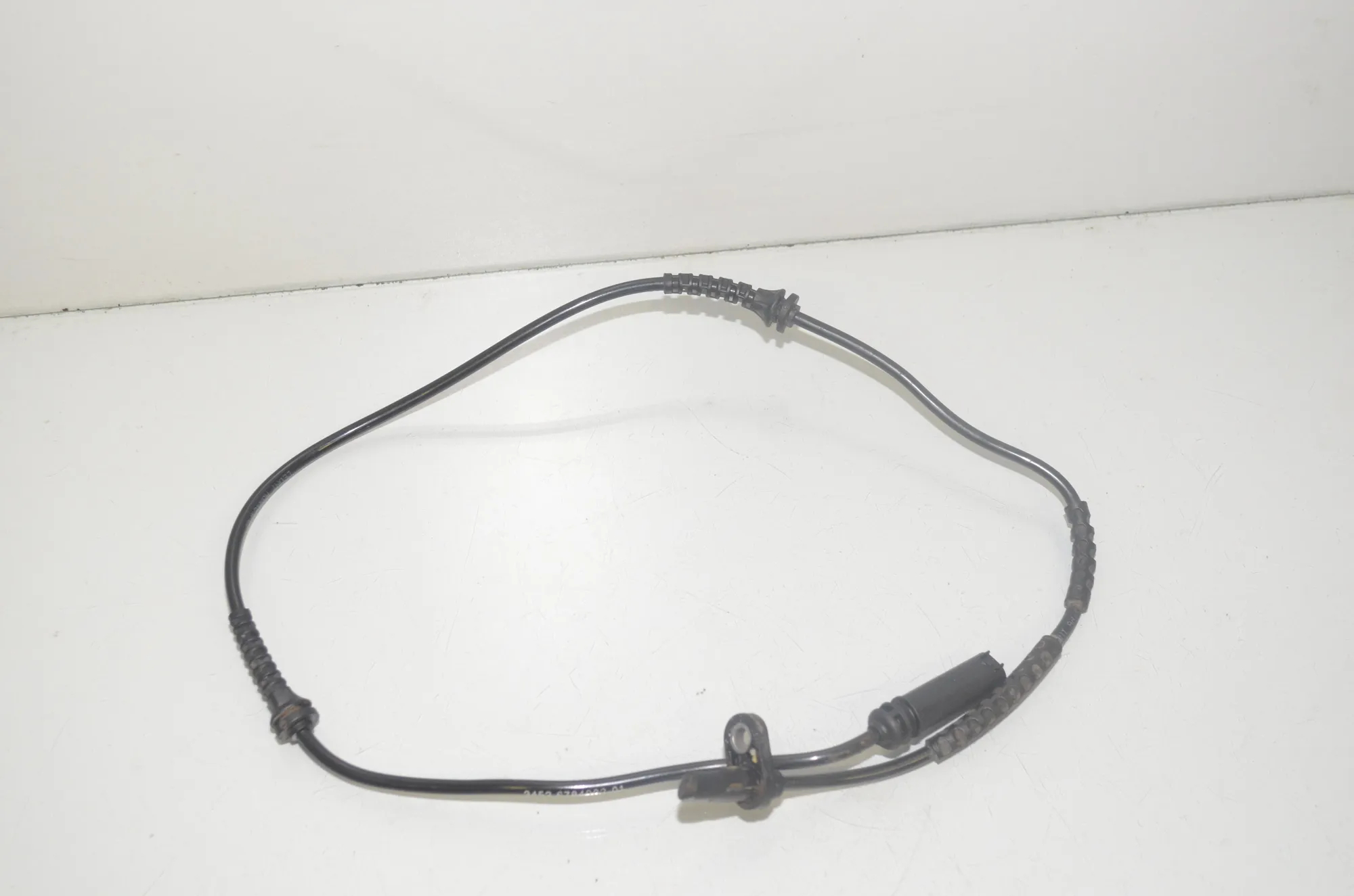 Front Right ABS Sensor – OEM 6784902 · BMW 7 (F01, F02) 740 d xDrive 2011