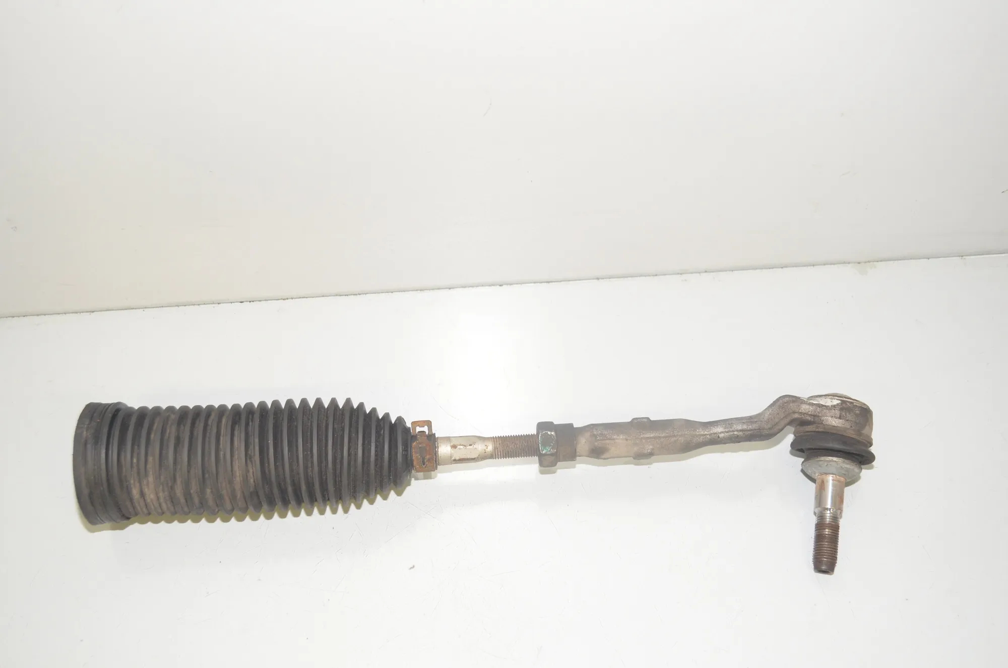 Left Side Steering Tie Rod – OEM 6784716 · BMW 7 (F01, F02) 740 d xDrive 2011 – 2