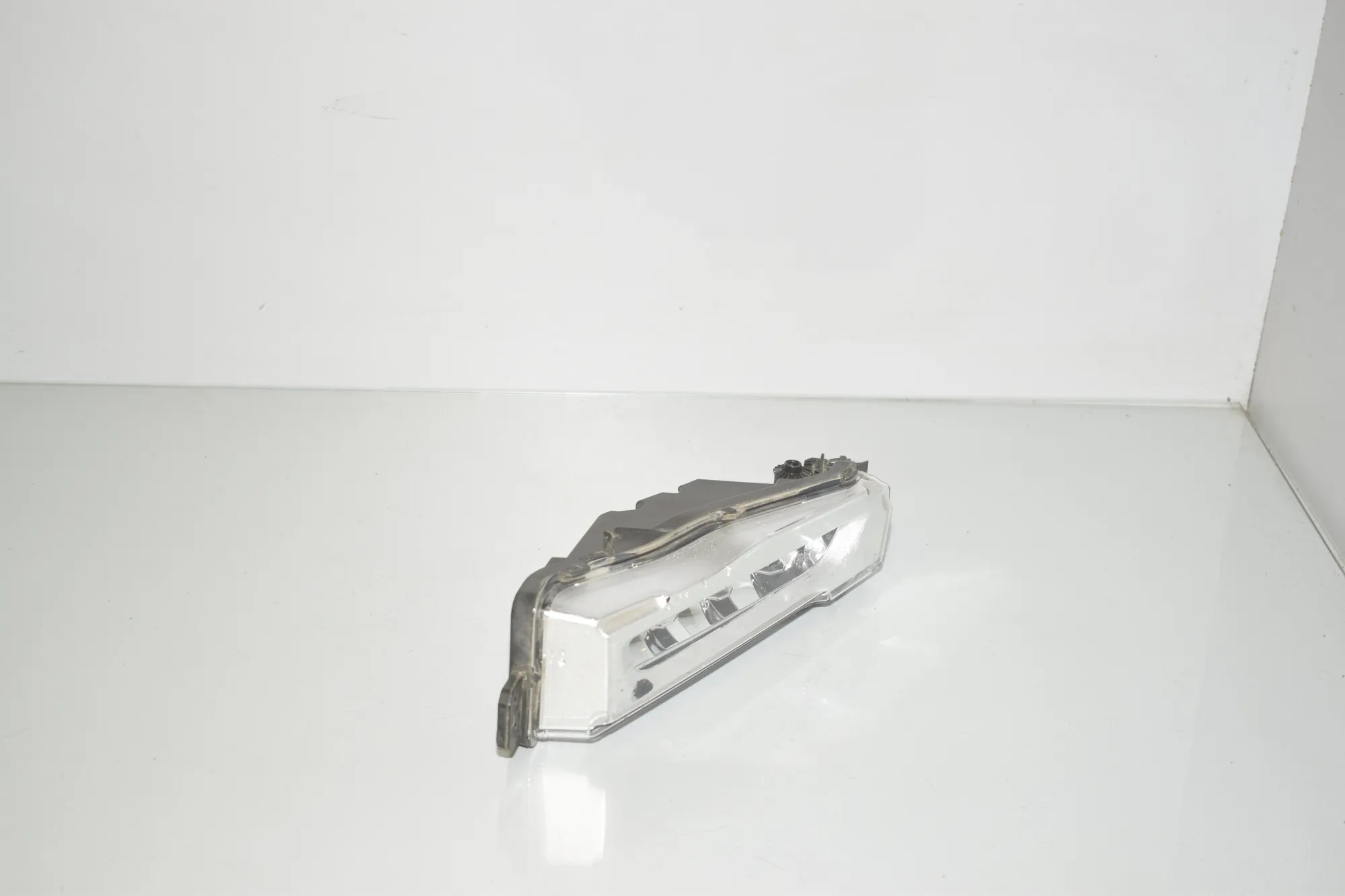 Front Left Fog Light – OEM 7406365 · BMW X5 (G05) (2018 - -) xDrive M 50 d 2019 – 3