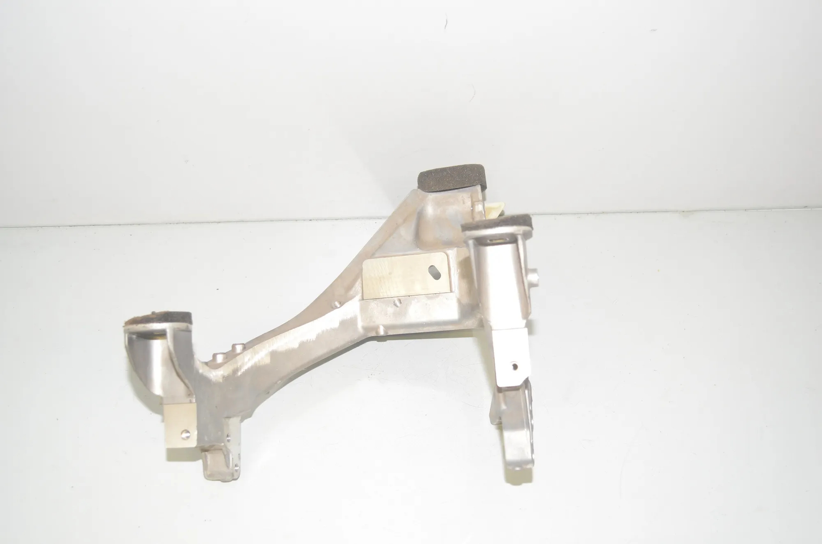 Other Body Parts – OEM 6140829 · BMW 7 (F01, F02) 740 d xDrive 2011 – 3