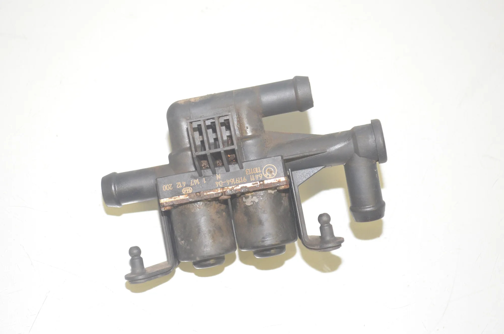 Interior Heater Flap Motor Actuator – OEM 9119164 · BMW 7 (F01, F02) 740 d xDrive 2011