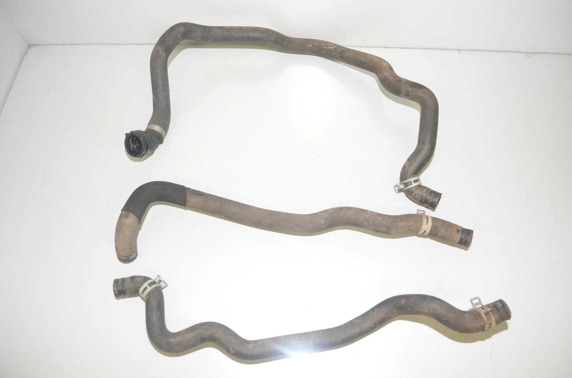 Coolant Hose Pipe – OEM 9119168 · BMW 7 (F01, F02) 740 d xDrive 2011 – 3