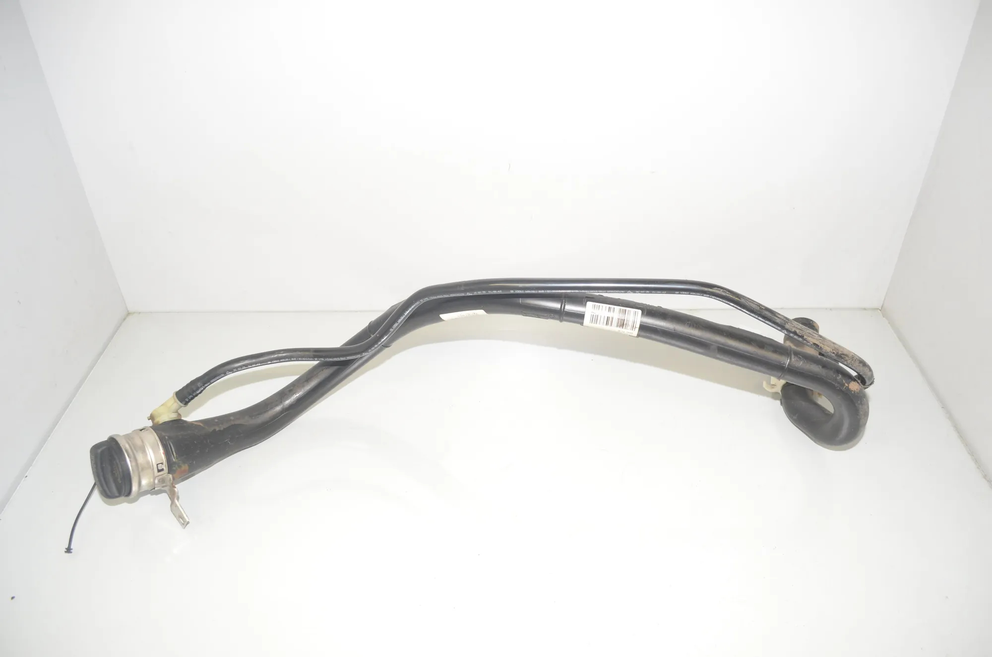 Fuel Tank Pipe – OEM 7185148 · BMW 7 (F01, F02) 740 d xDrive 2011 – 4
