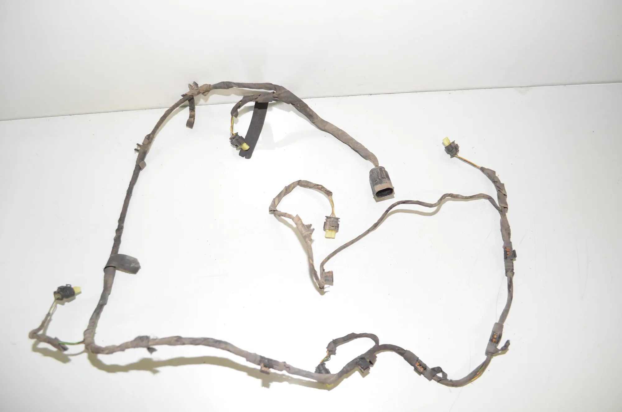 Front Parking Sensor Wiring Loom – OEM 61129199247 · BMW 7 (F01, F02) 740 d xDrive 2011 – 4