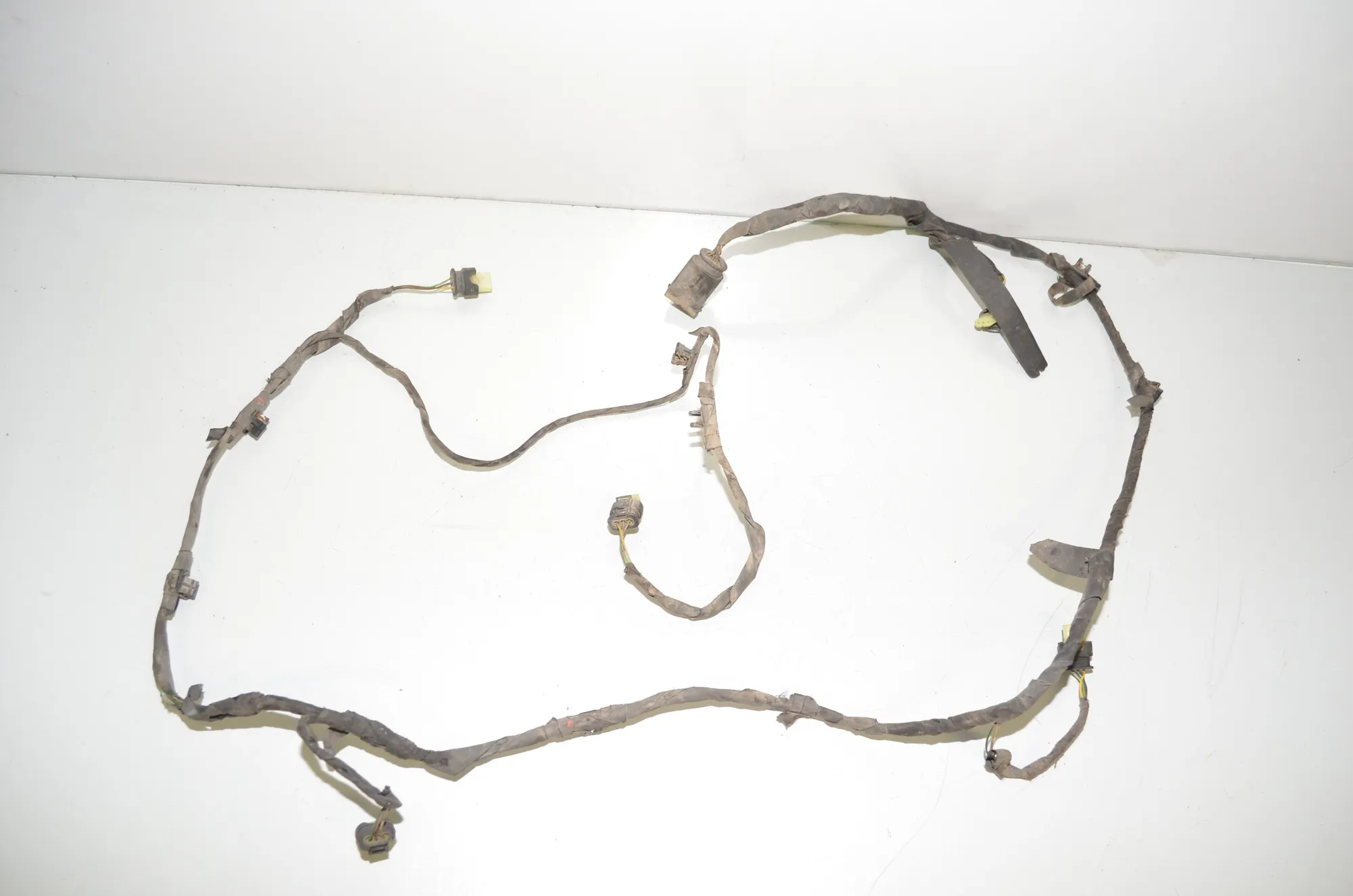Front Parking Sensor Wiring Loom – OEM 61129199247 · BMW 7 (F01, F02) 740 d xDrive 2011 – 2