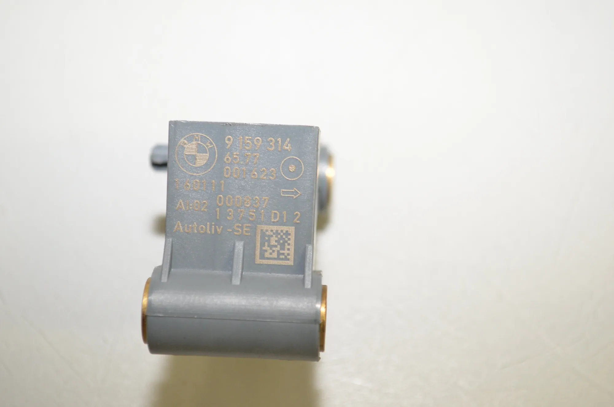 Rear Right Impact Sensor – OEM 9159310 · BMW 7 (F01, F02) 740 d xDrive 2011 – 6