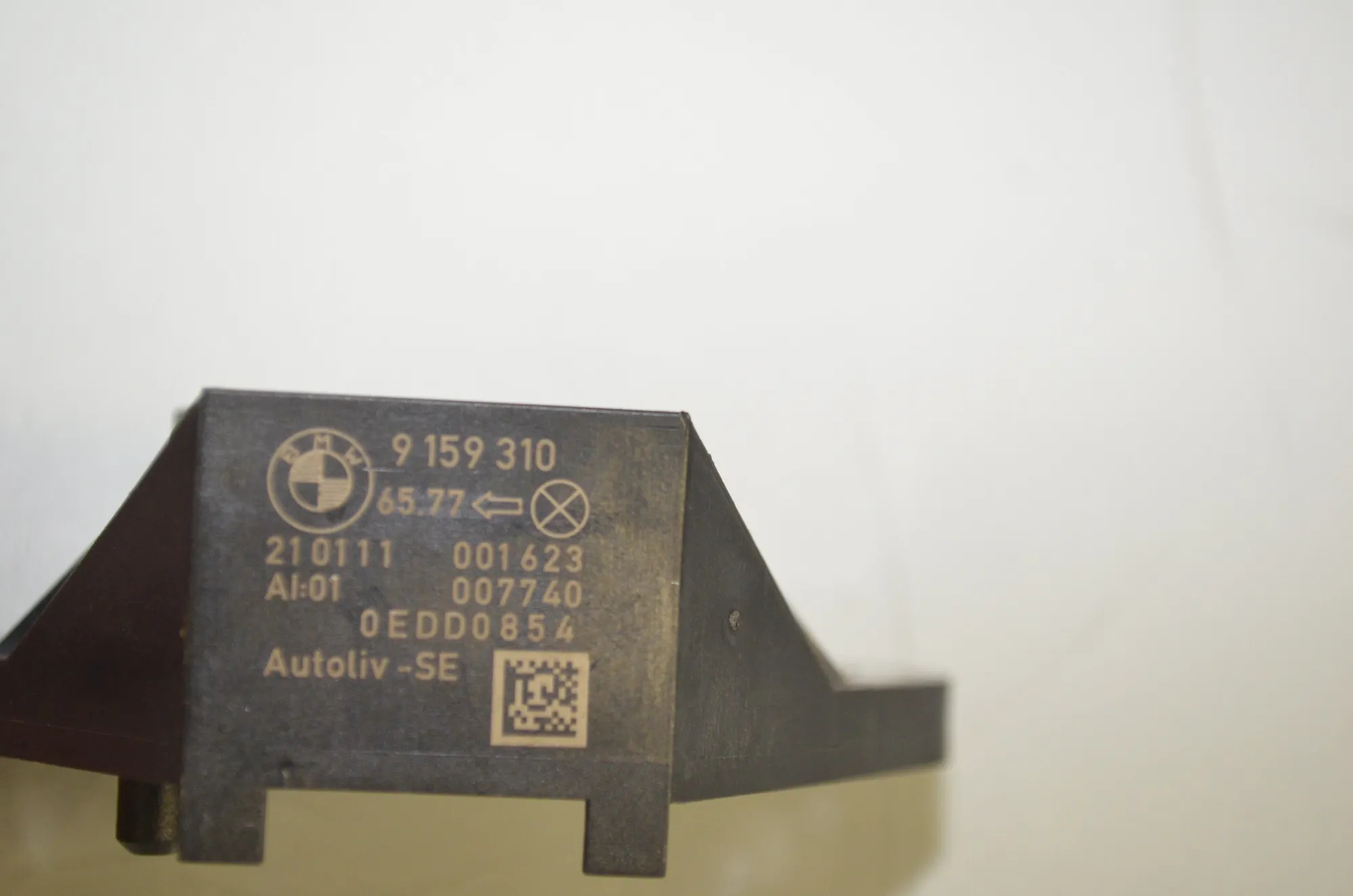 Rear Right Impact Sensor – OEM 9159310 · BMW 7 (F01, F02) 740 d xDrive 2011 – 4