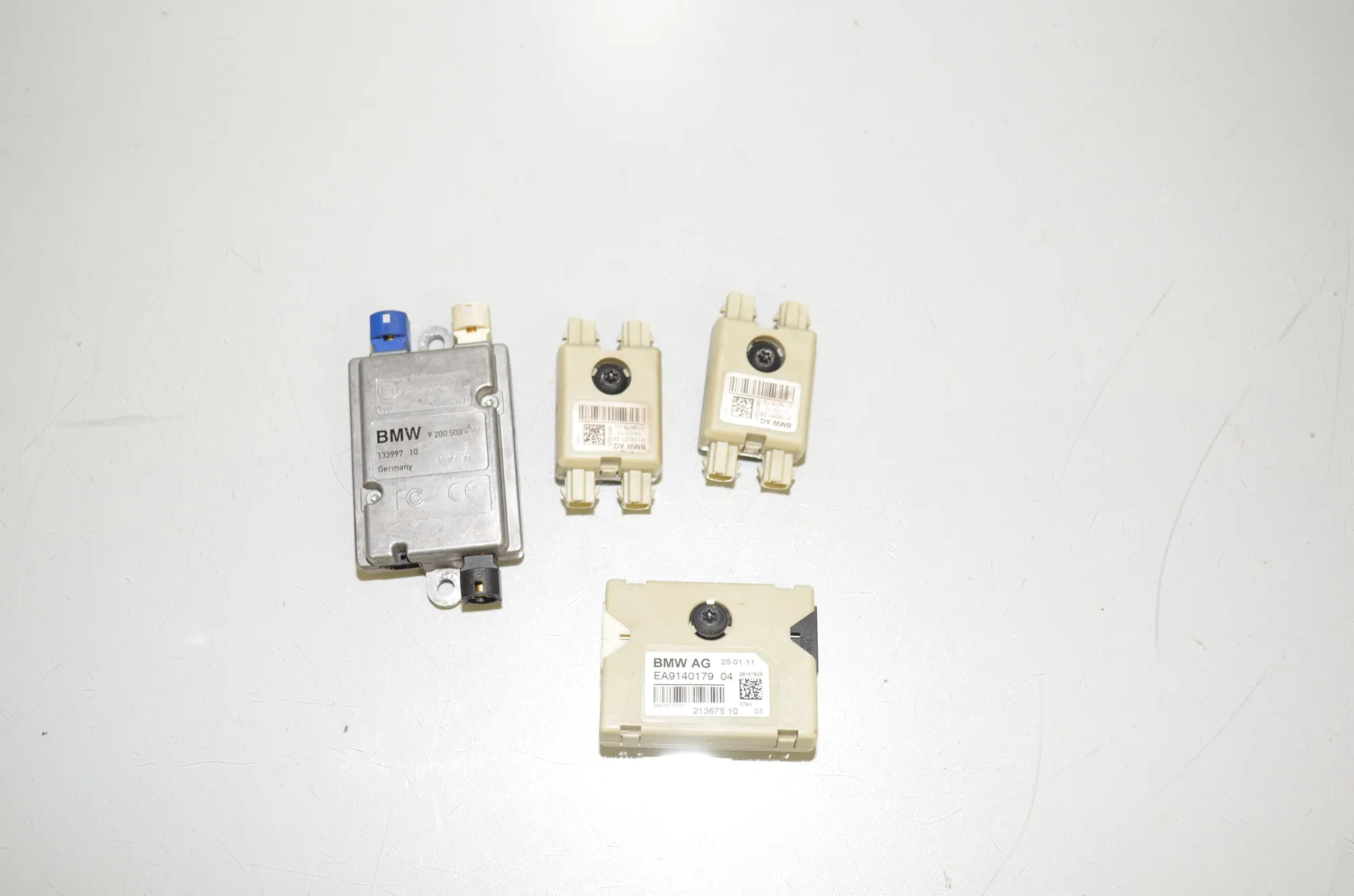 Antenna – OEM 9140179 · BMW 7 (F01, F02) 740 d xDrive 2011