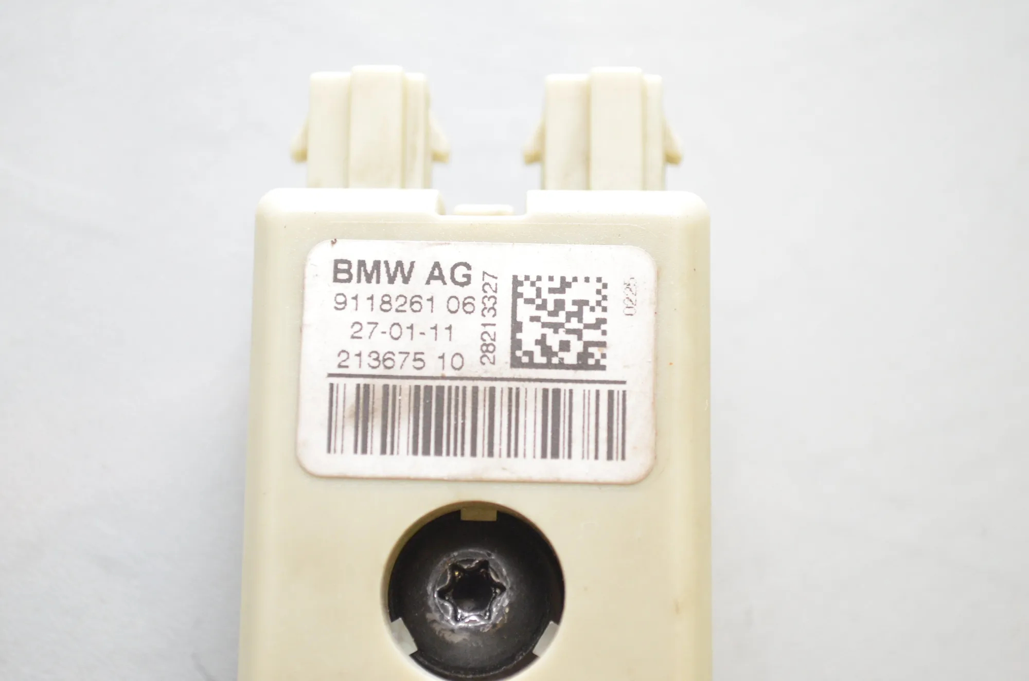 Antenna – OEM 9140179 · BMW 7 (F01, F02) 740 d xDrive 2011 – 5