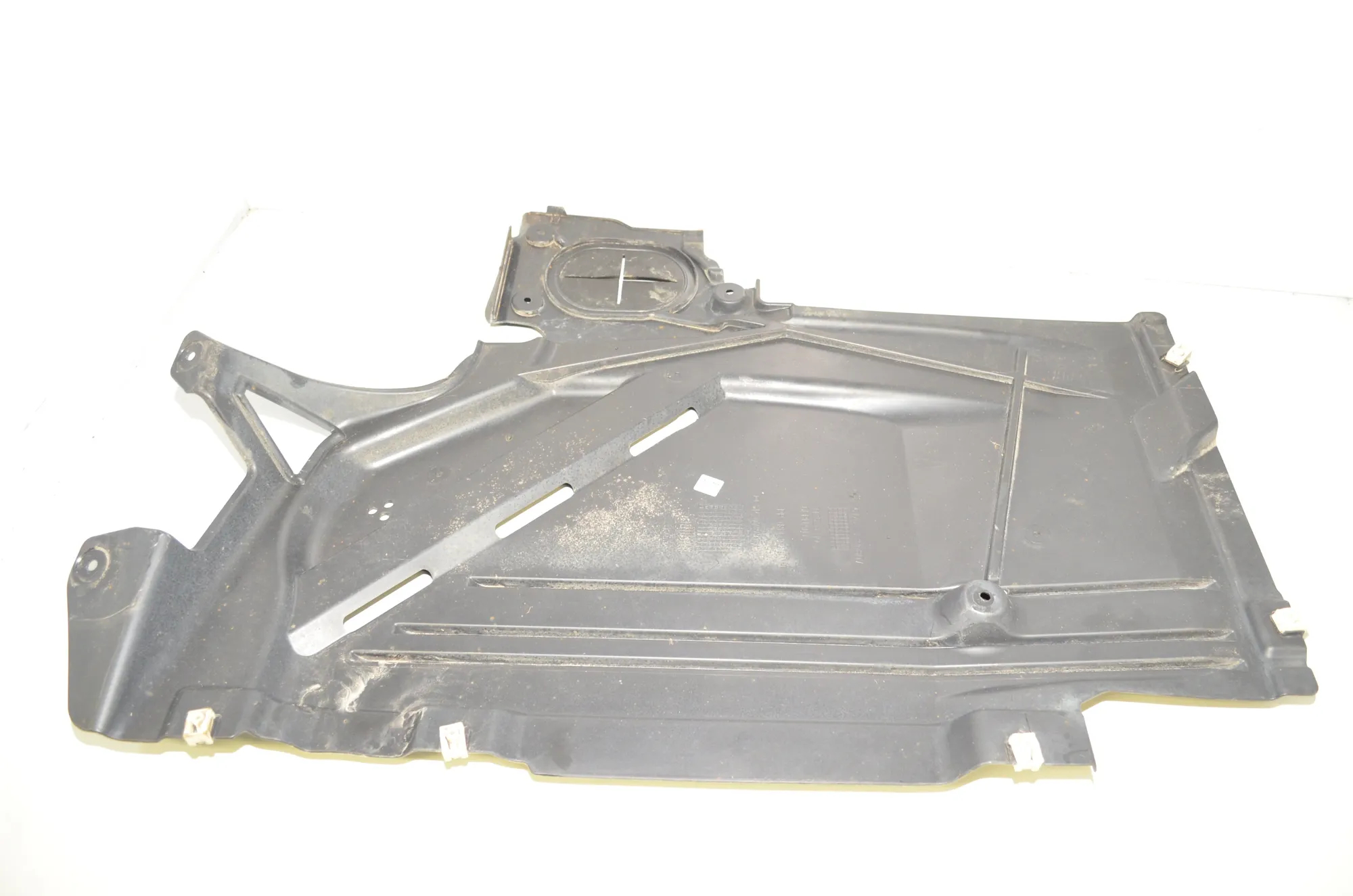 Rear Left Underbody Cover – OEM 7290807 · BMW 2 Gran Tourer (F46) 220 d xDrive 2018
