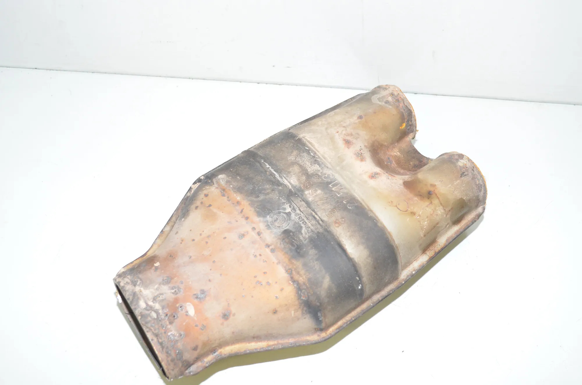 Muffler Exhaust Tank – OEM 8517667 · BMW 5 (F10) 530 d 2014 – 3