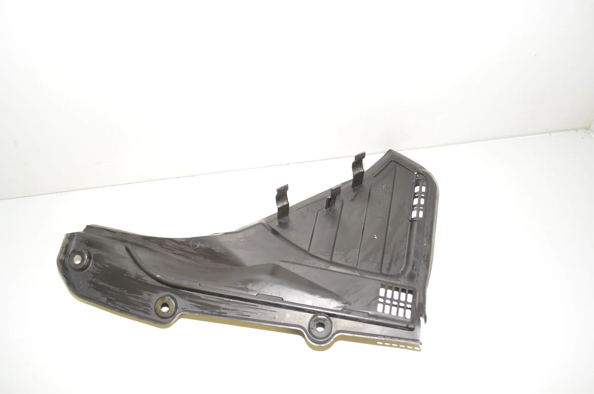 Other Body Parts – OEM 7216973 · BMW 7 (F01, F02) 740 d xDrive 2011 – 3