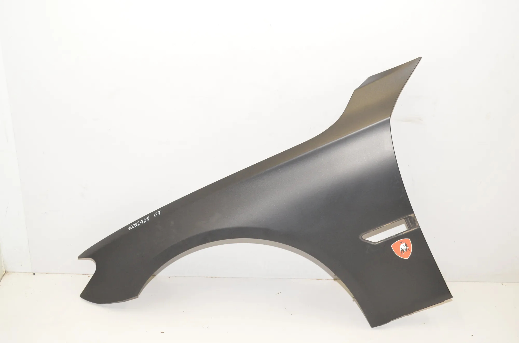 Front Left Fender · BMW 7 (F01, F02) 740 d xDrive 2011
