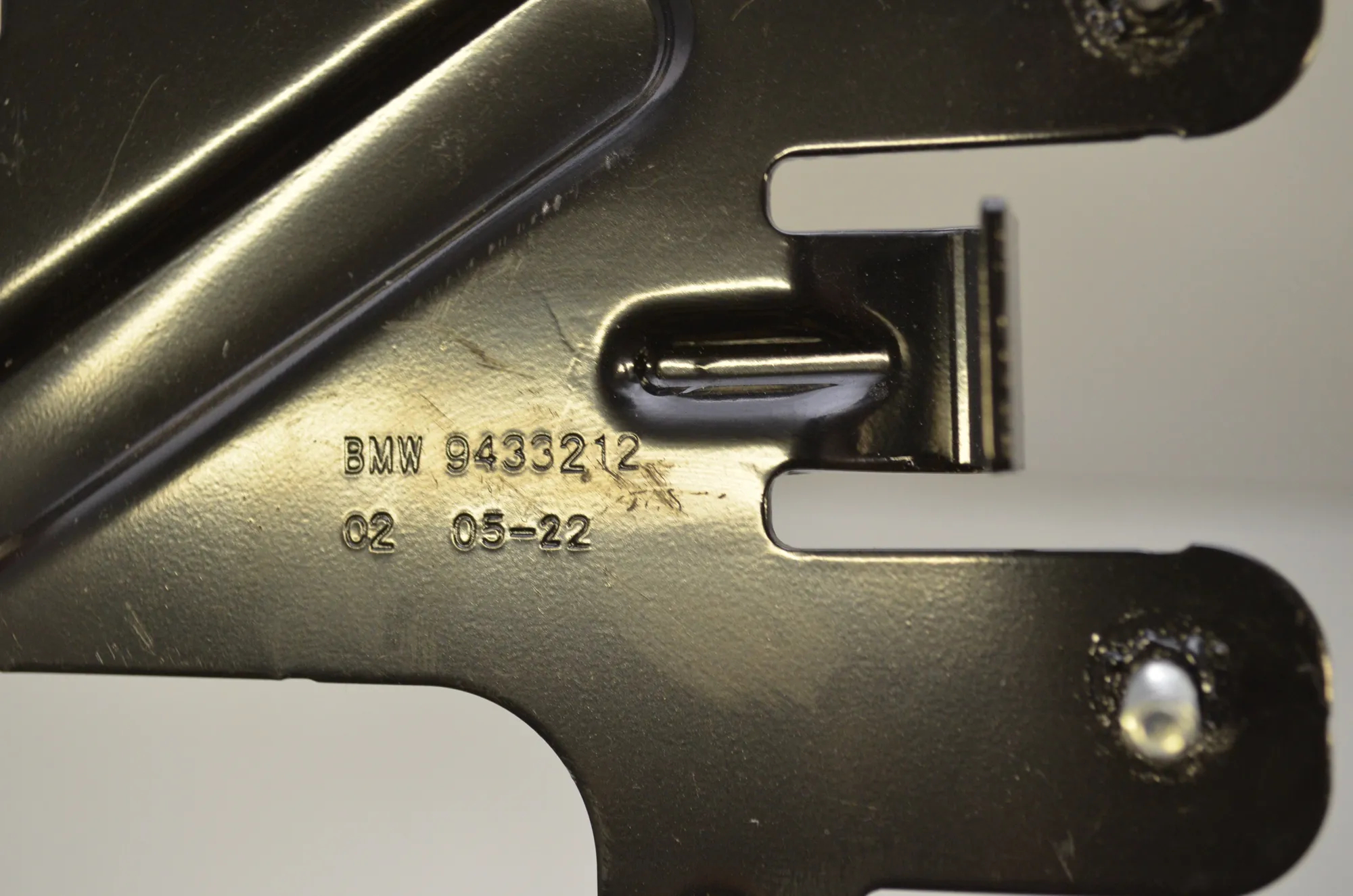 Bracket – OEM 9433212 · BMW iX3 (G08) BMW iX3 (G08) Electric (286 HP) 2021 – 5