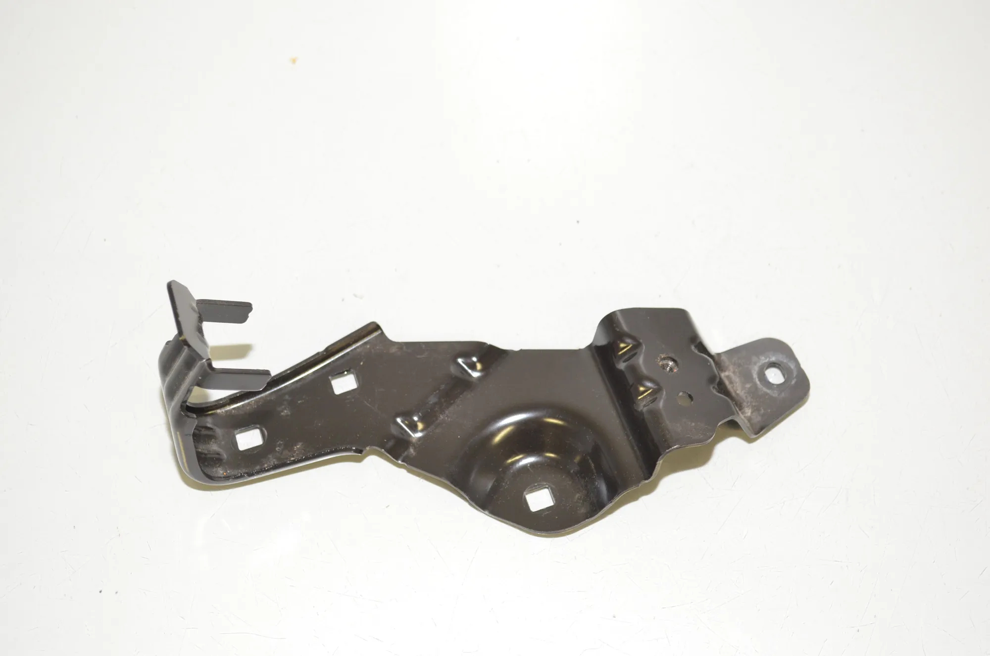 Bracket – OEM 7489991 · BMW iX3 (G08) BMW iX3 (G08) Electric (286 HP) 2022