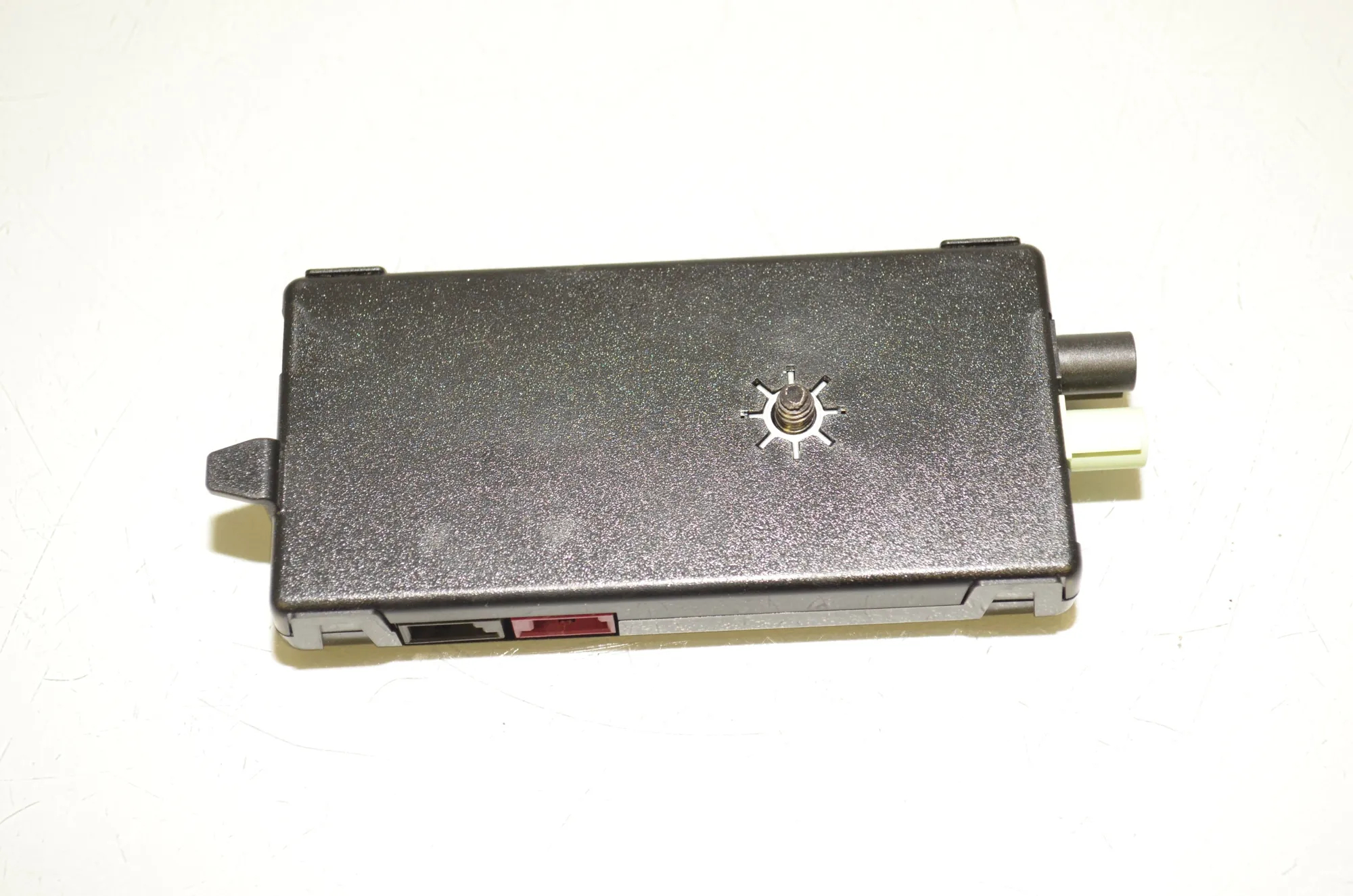 Antenna – OEM 5A2ADA0 · BMW X3 (G01, F97) BMW X3 (G01, F97) xDrive 30d 2019 – 2